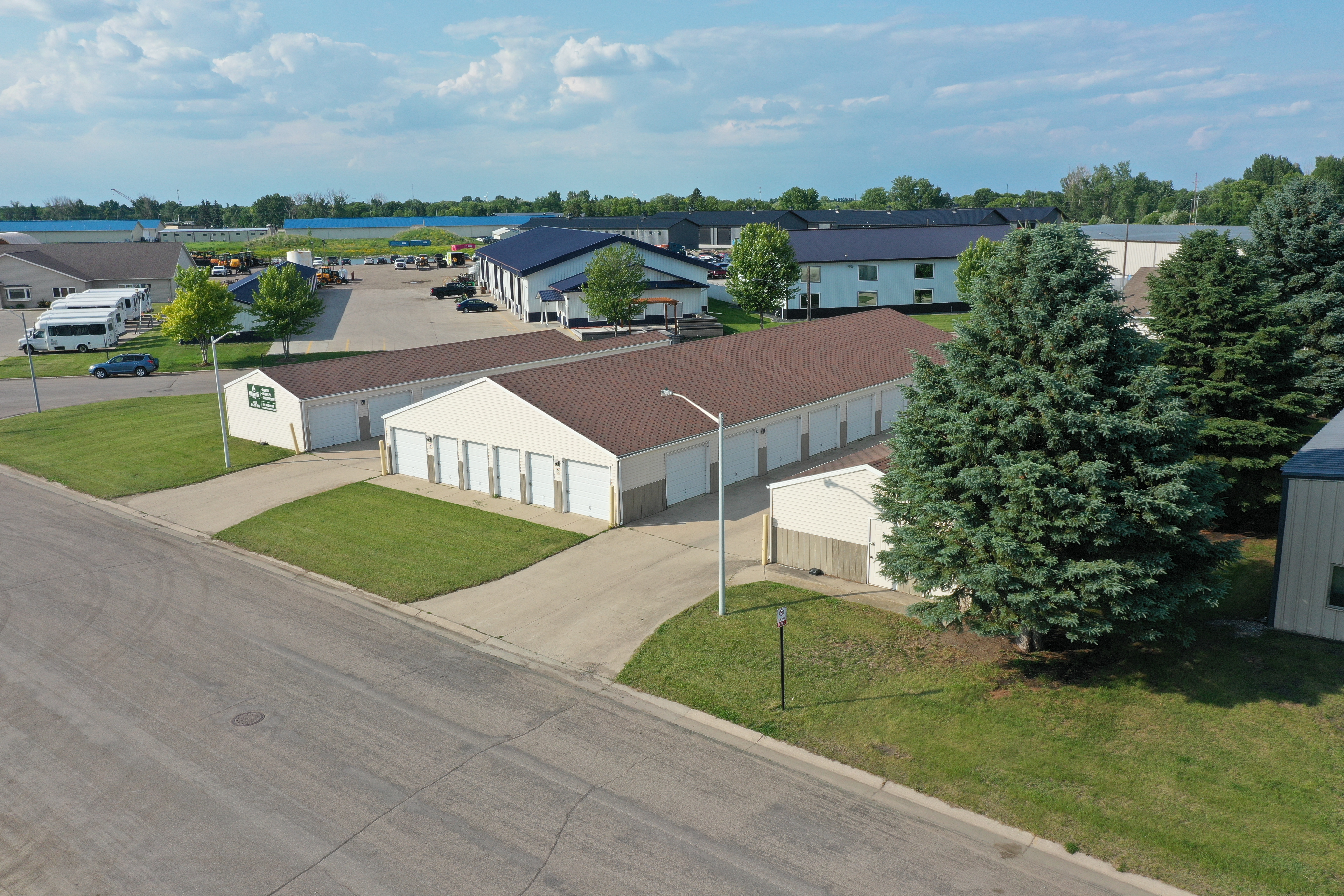clean storage units at 2601 16th Ave S in Moorhead, MN 56560 clean storage units at 2601 16th Ave S in Moorhead, MN 56560