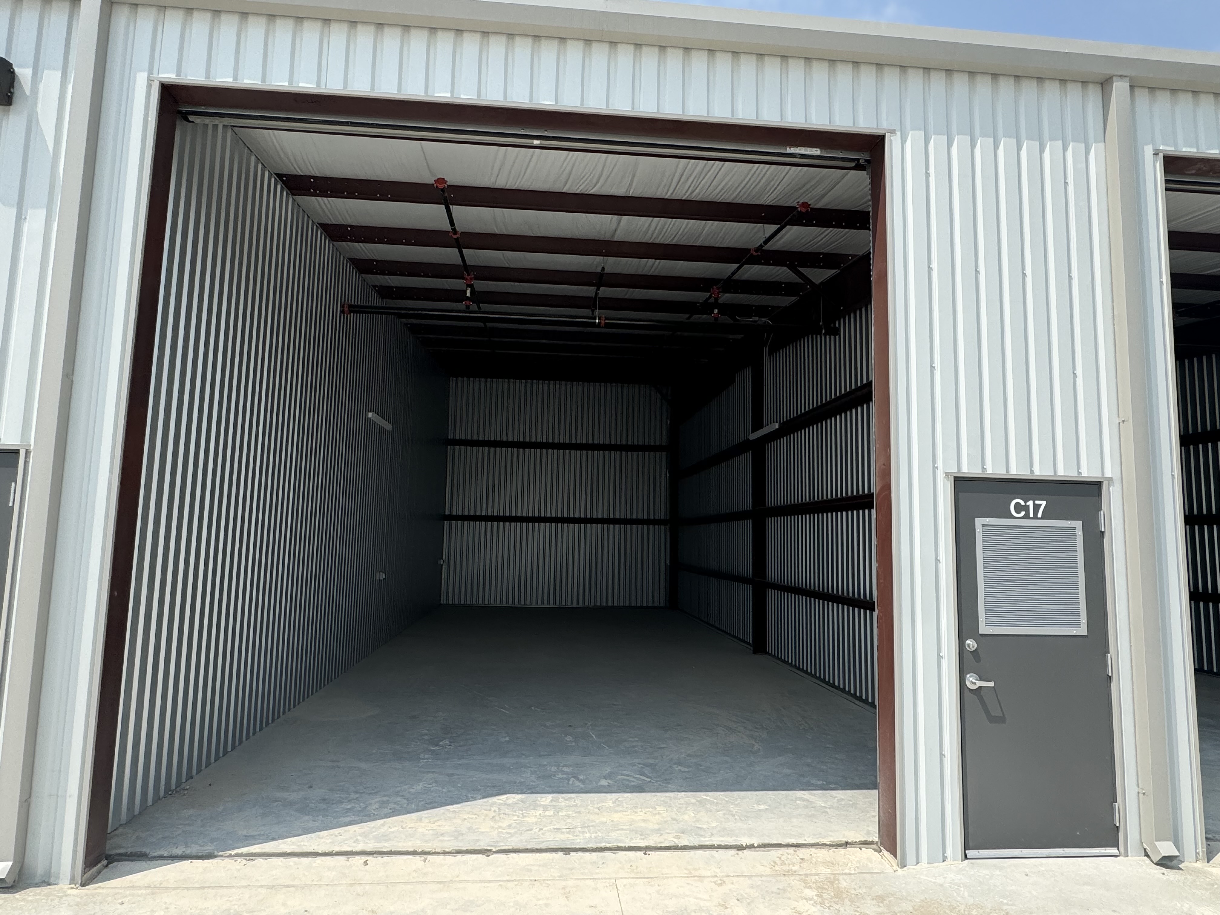 LUXE 20x50 Storage in Bryan, TX