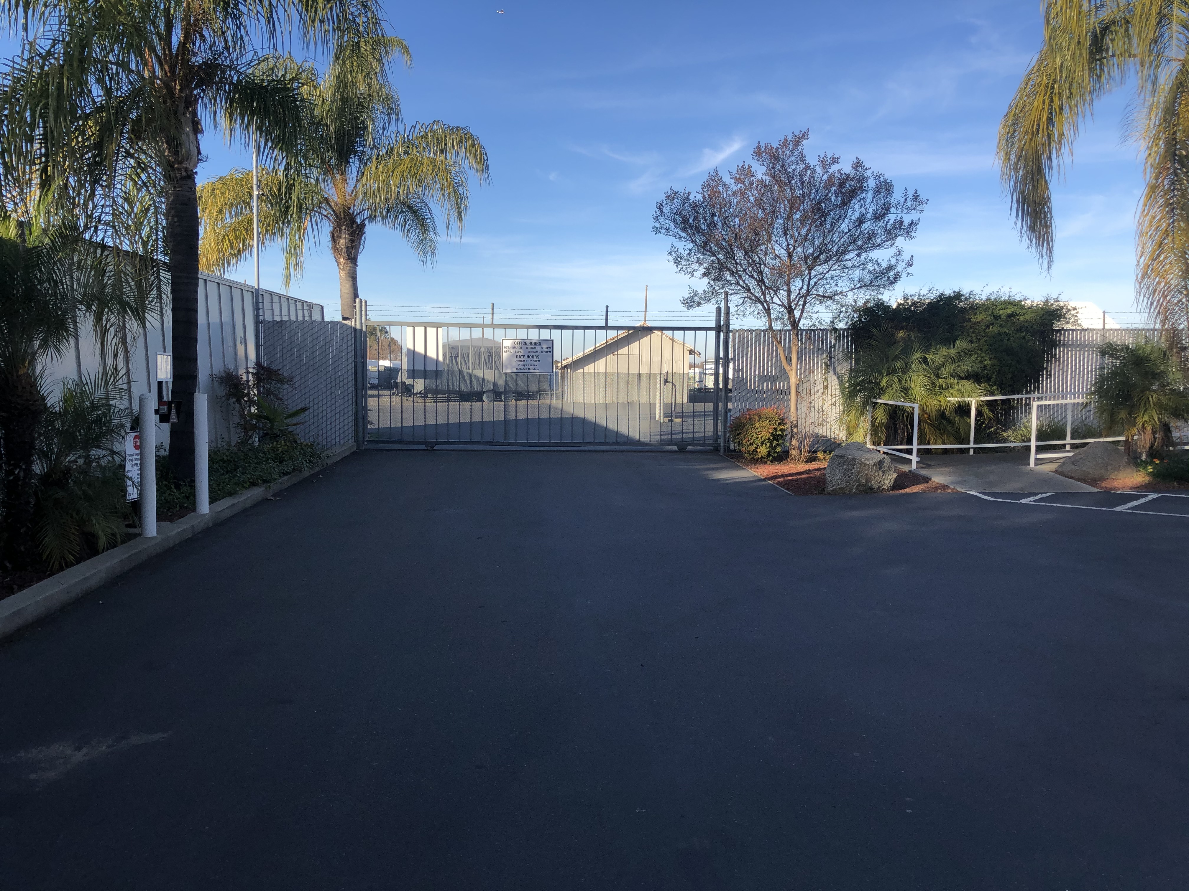 Stop & Lock RV Mini Storage 2615 Q Street Rio Linda, CA 95673