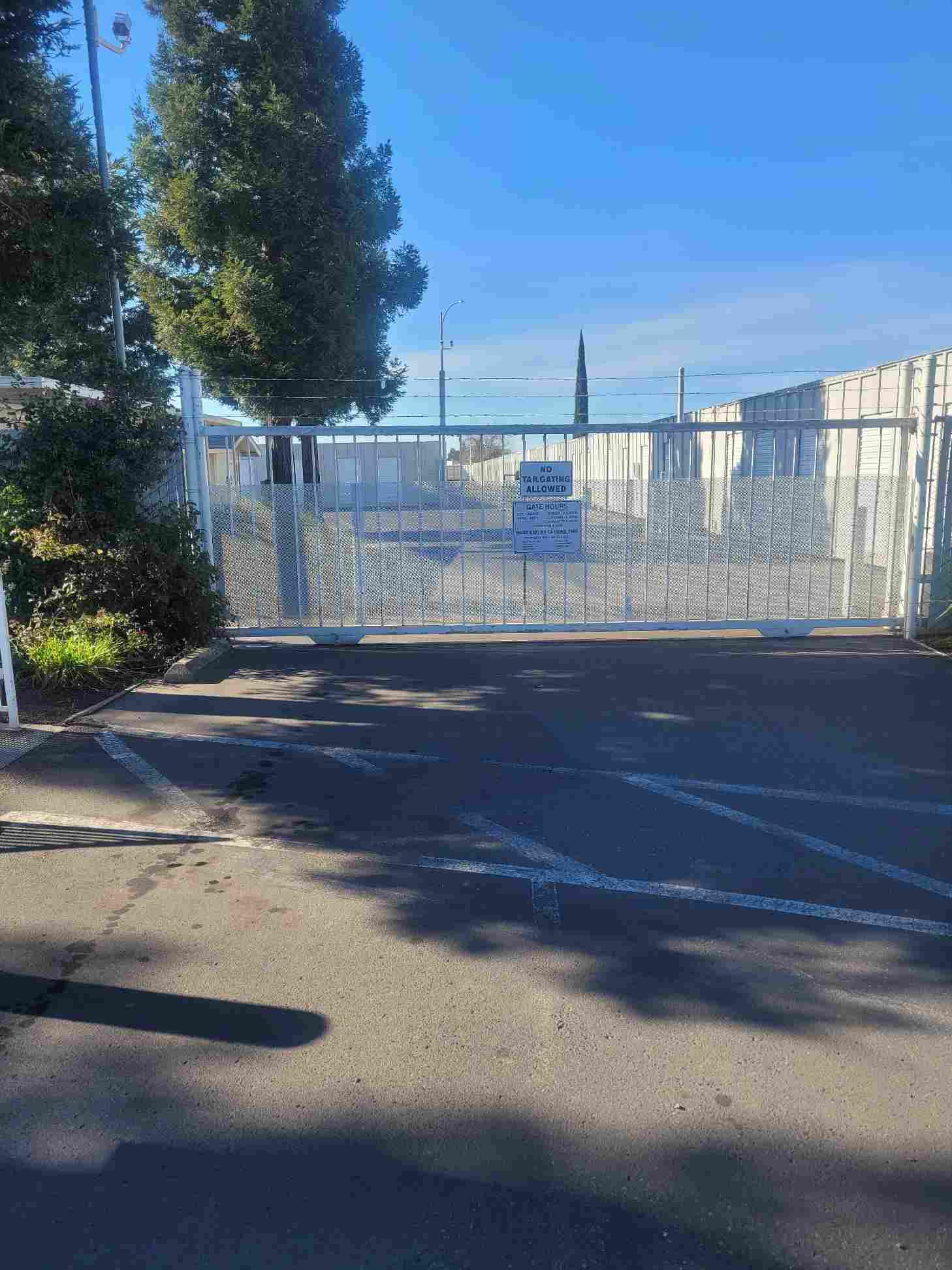 fenced and gated facility North Highlands, CA