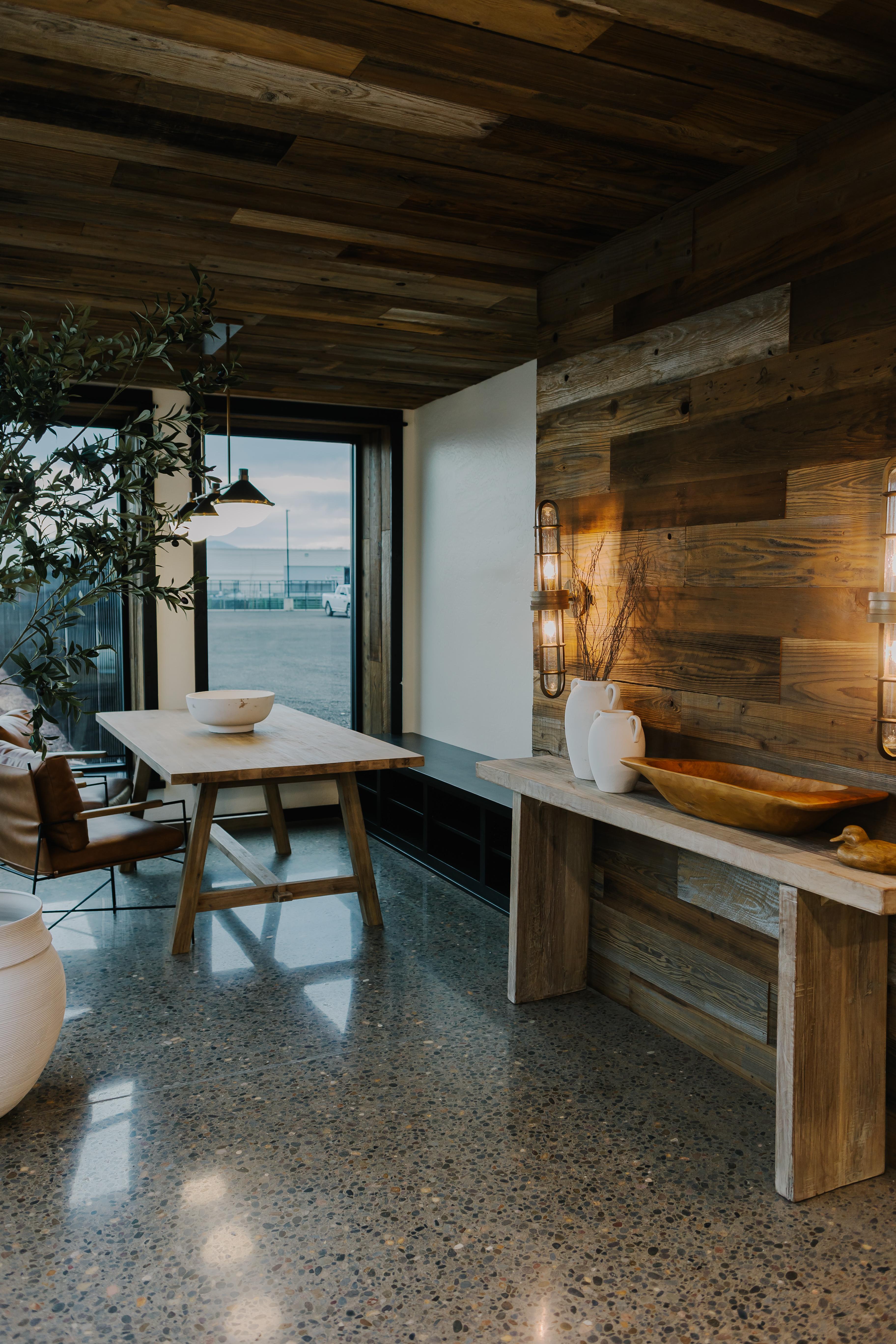 Clean Meeting Room in White City, OR