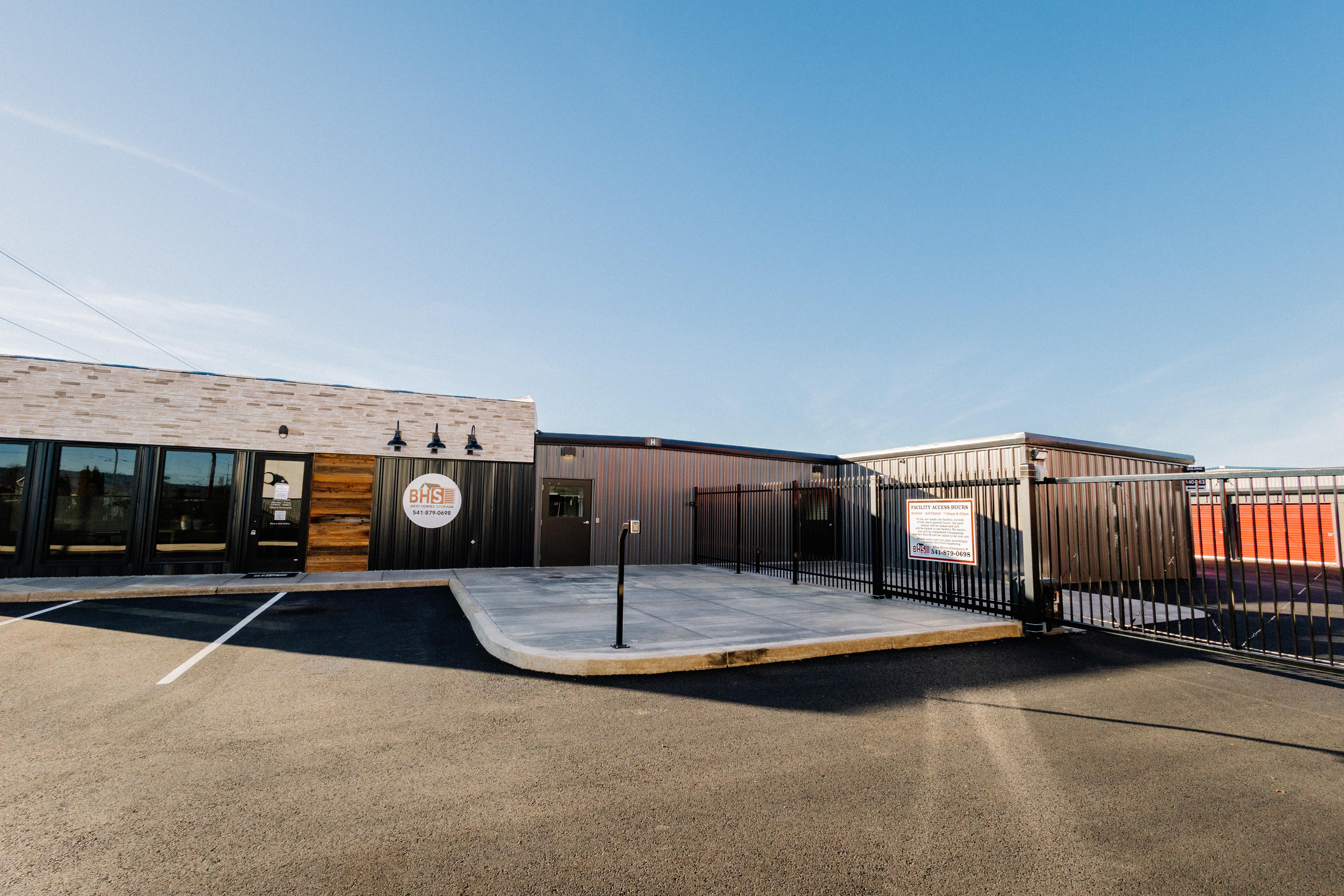 Fully Fenced Facility in White City, OR