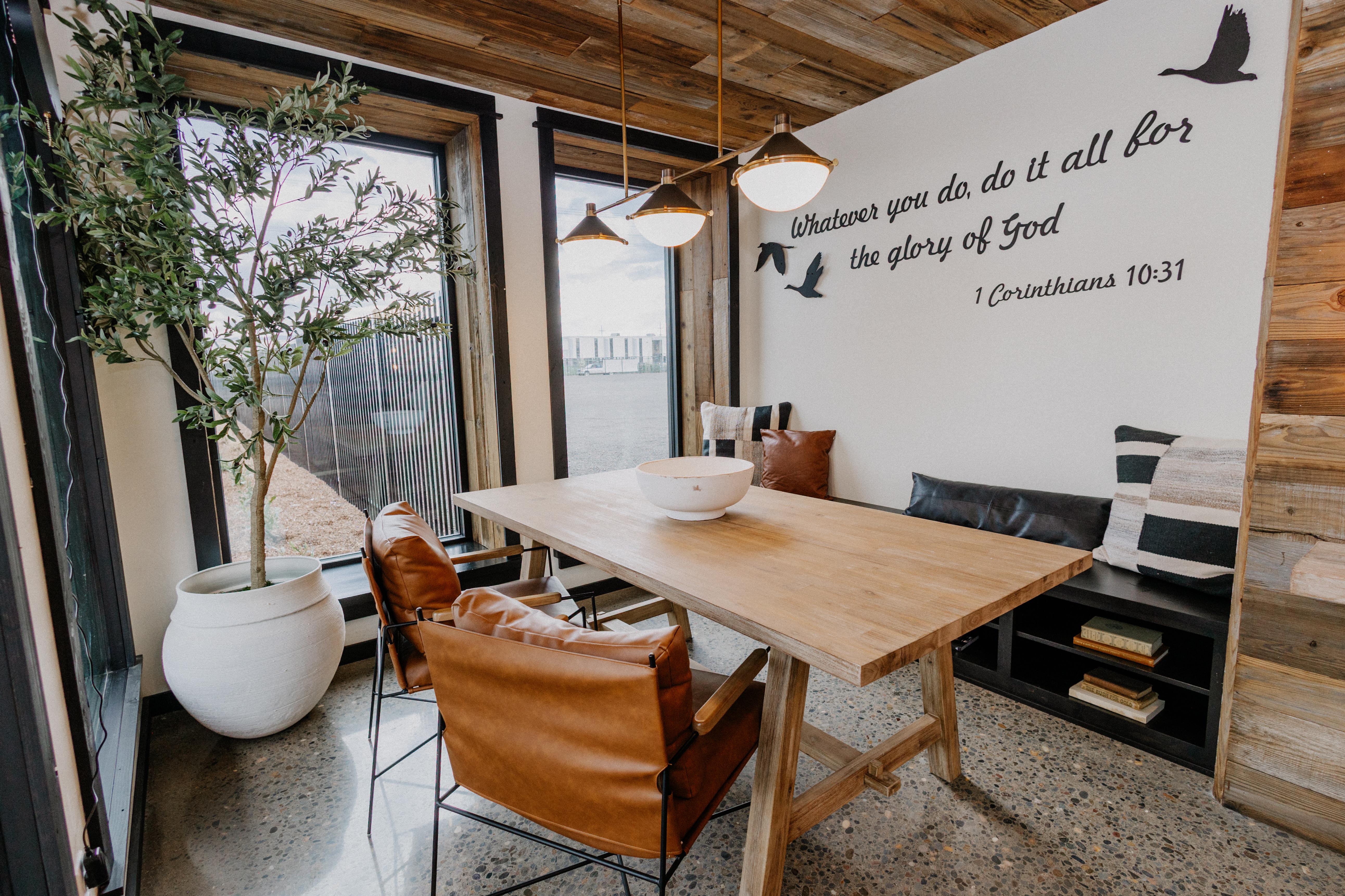 Modern Business Center in White City, OR