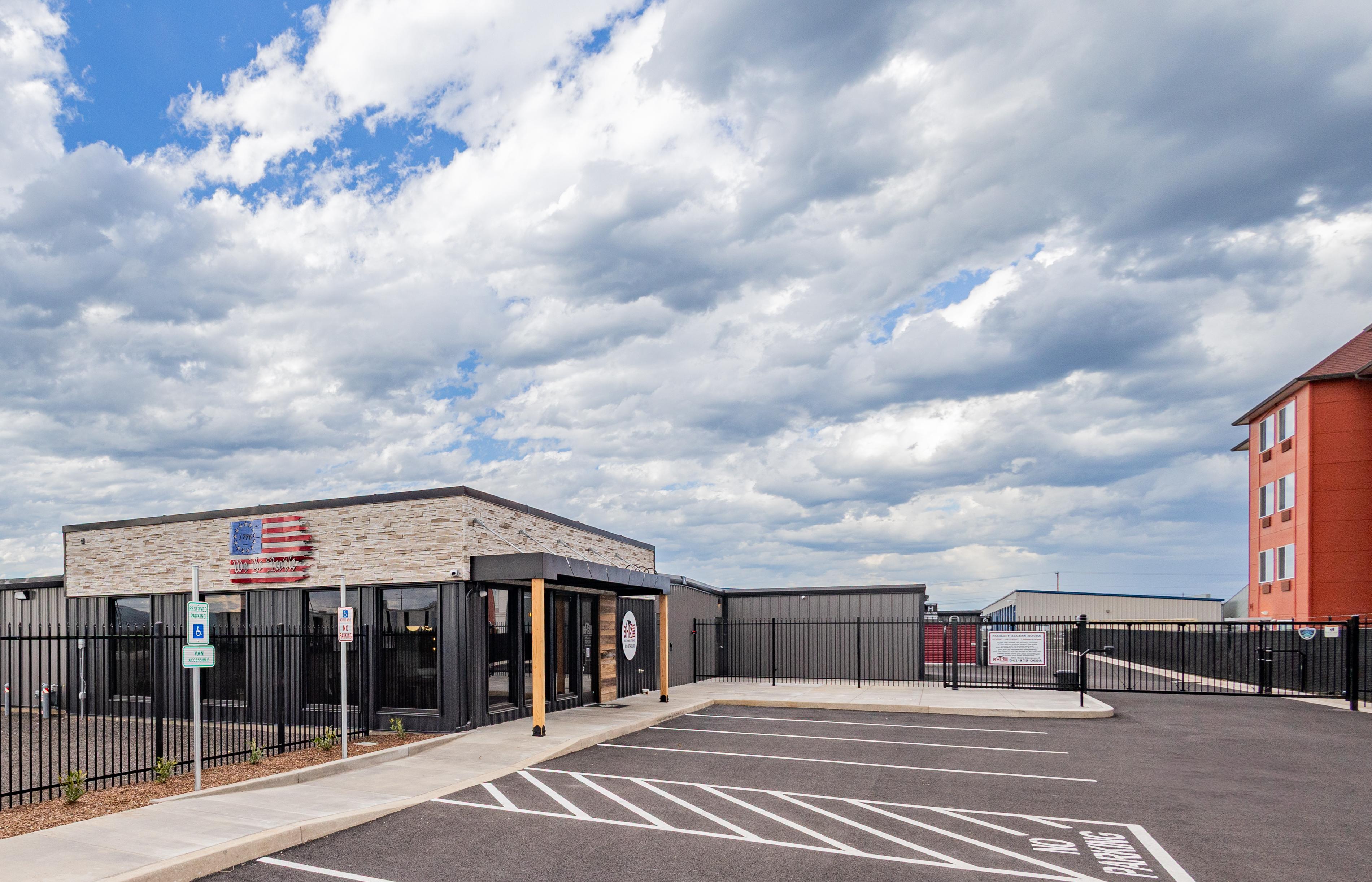 Modern Office Entrance in White City, OR