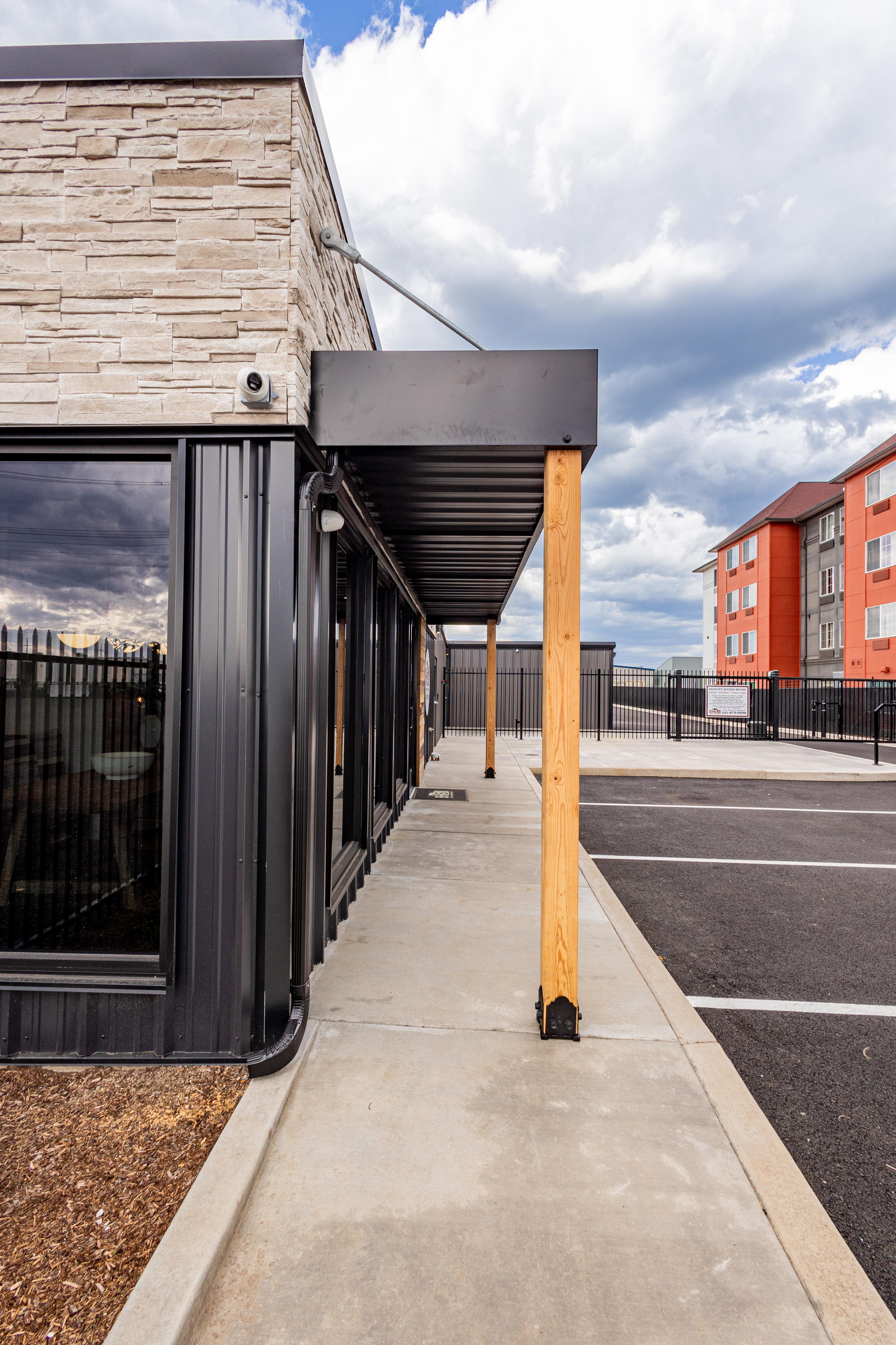 Secure Outdoor Parking in White City, OR