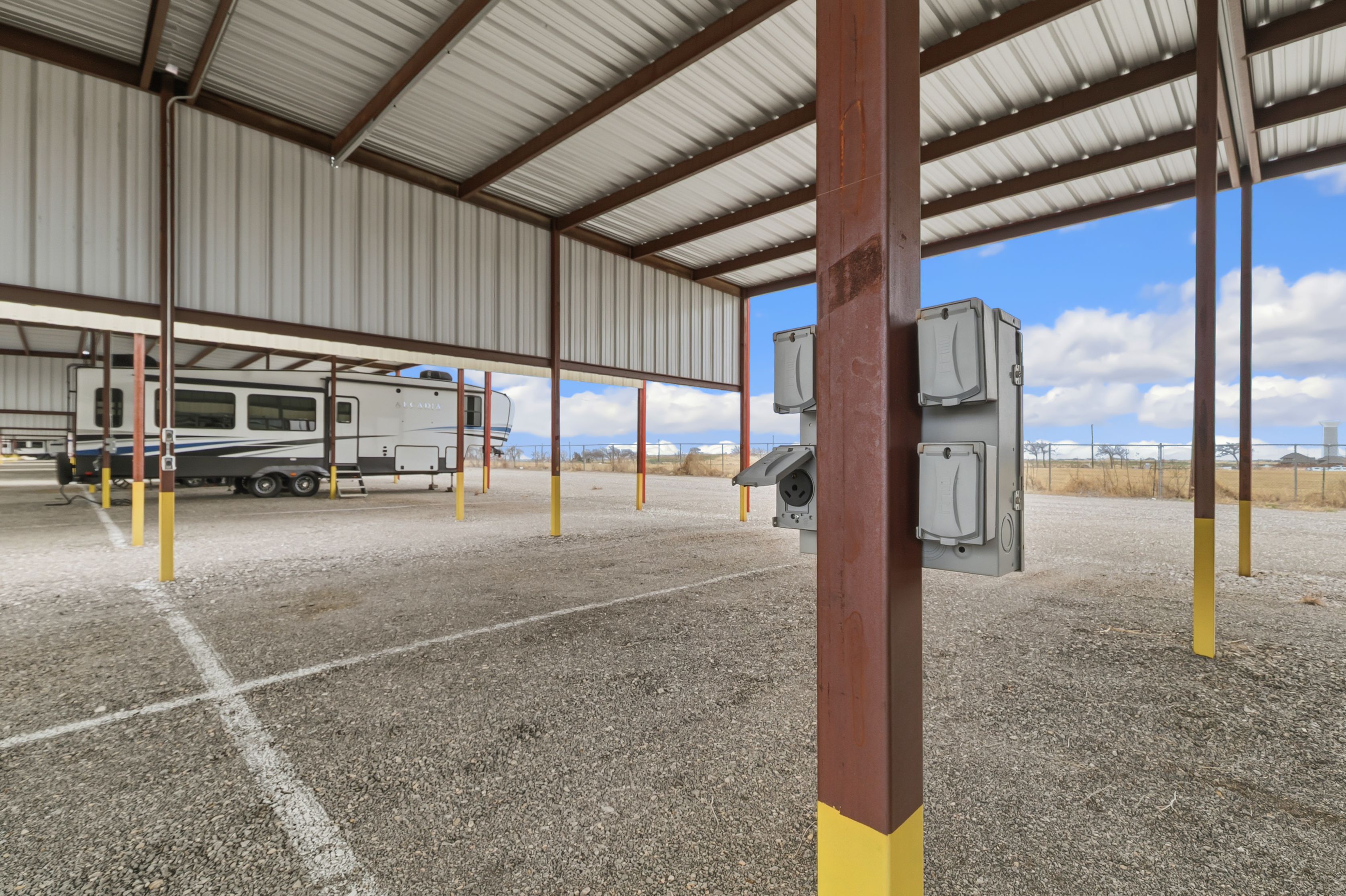 Electric hookups for RV & Boat parking in Justin, TX