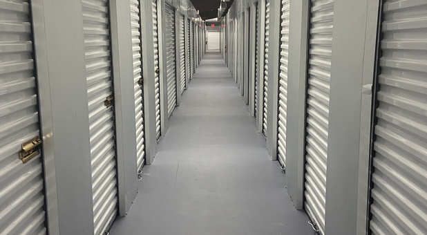 Climate Control Hallway in Palatka Saver Storage