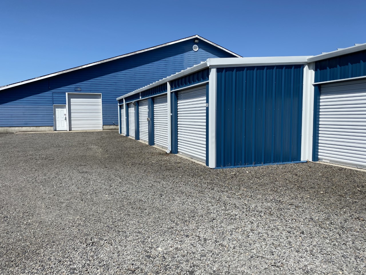 Drive up storage units in McMinnville, OR