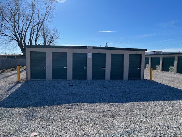 secured units in Wathena, KS