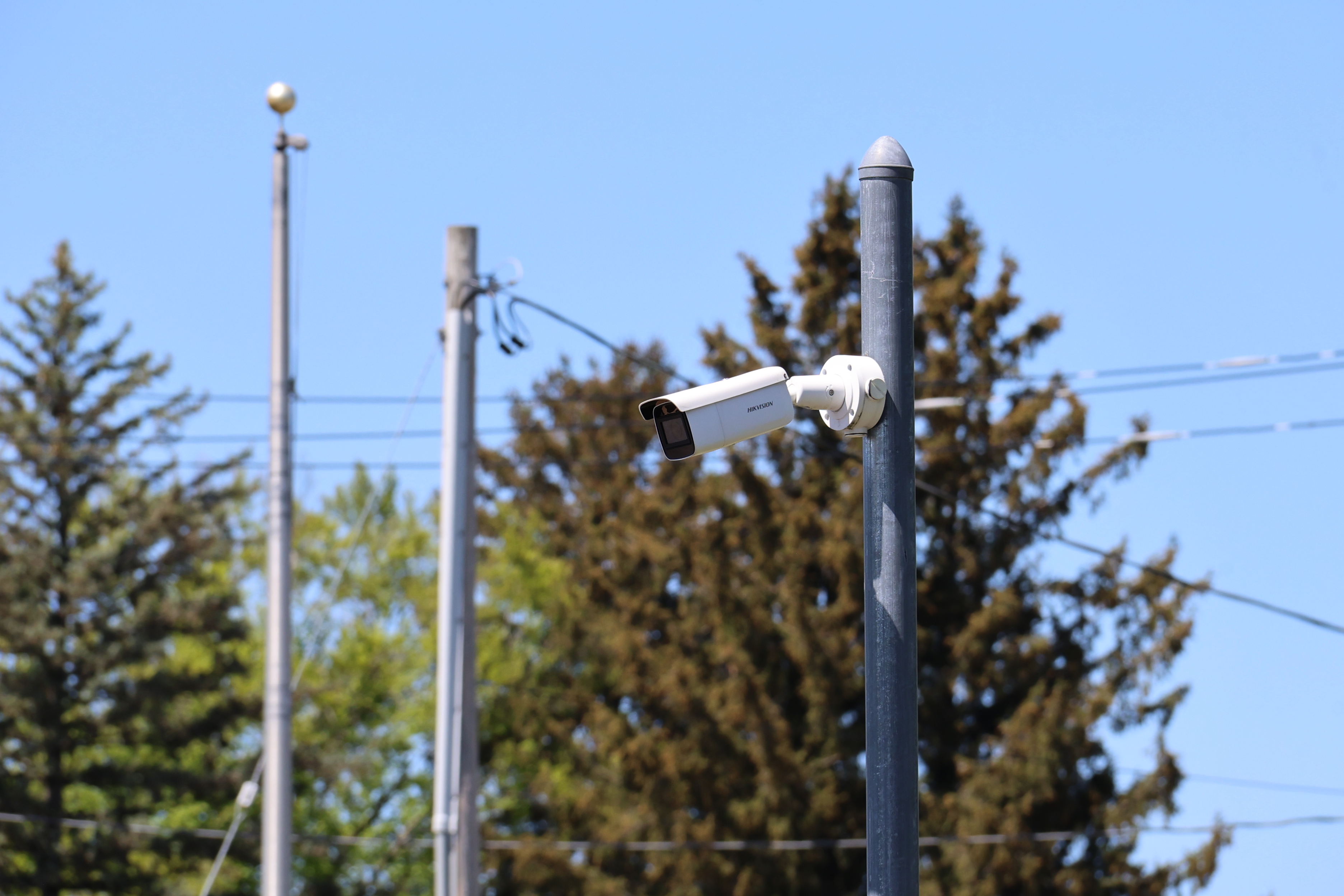 Security camera at A-Verdi Self Storage Marcy providing 24/7 video surveillance of the property
