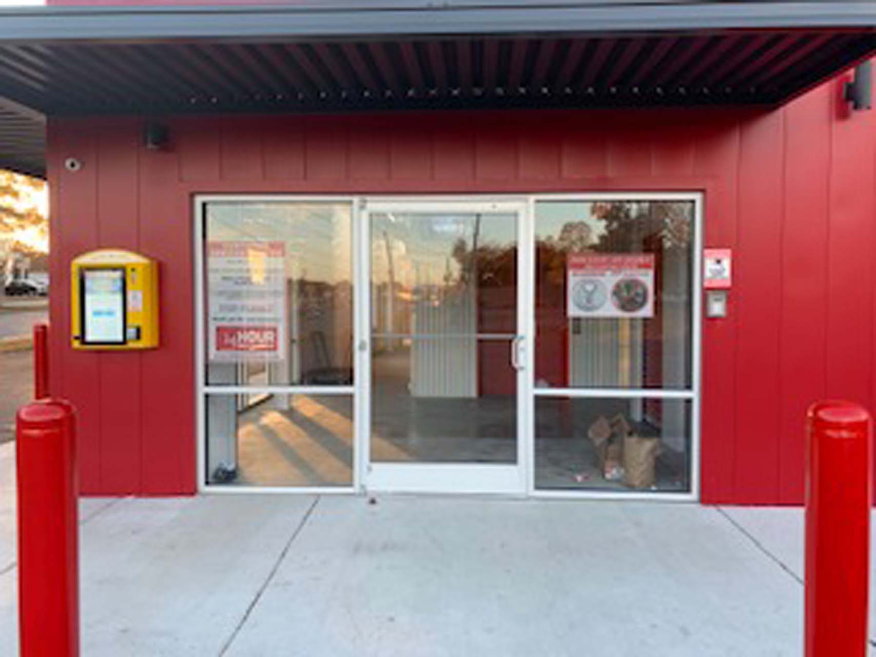 Walnut 1525 East Walnut Ave Dalton, GA 30721