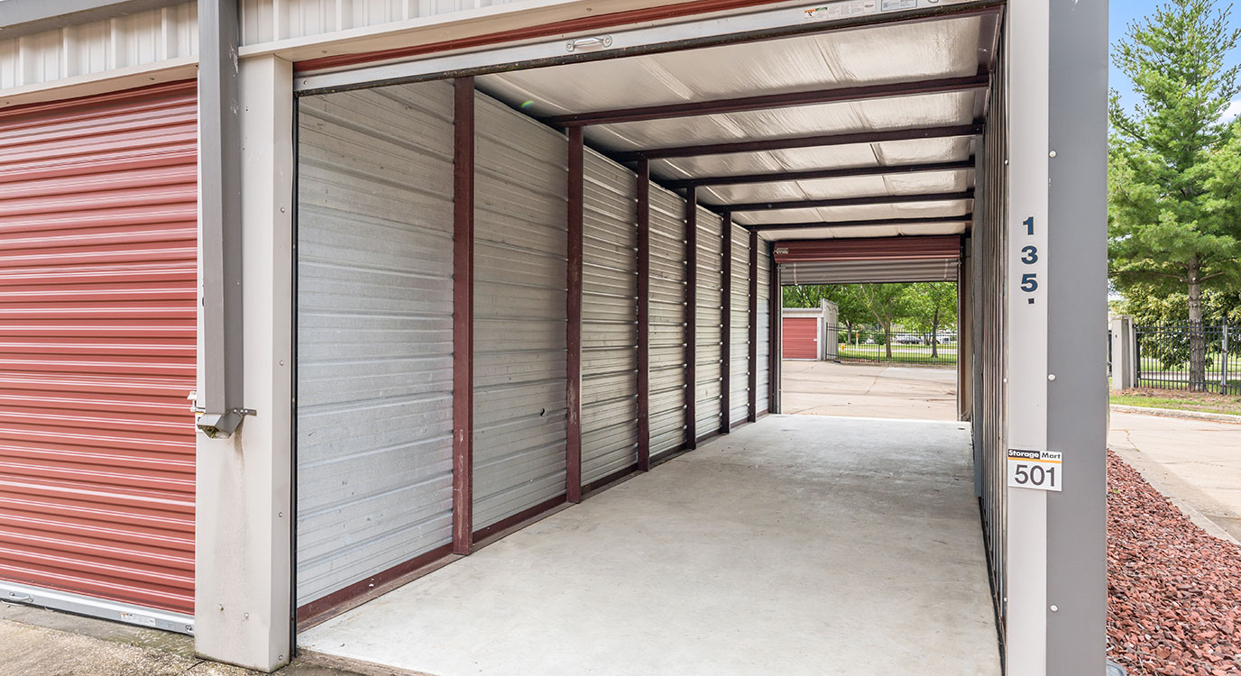 Rent a Storage Unit in a Clive on NW 94th St StorageMart