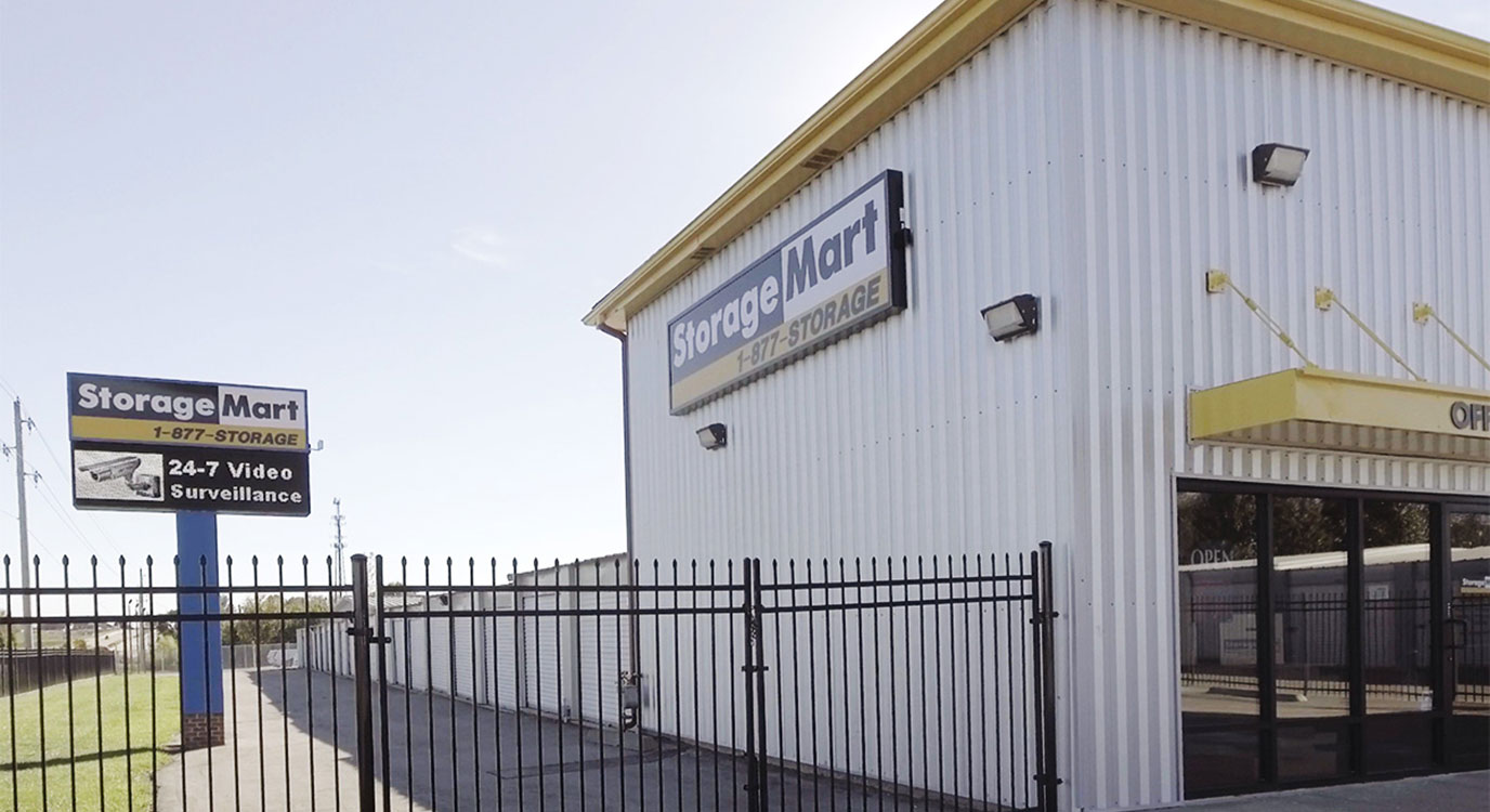 Storage Rental in Blue Springs, MO StorageMart