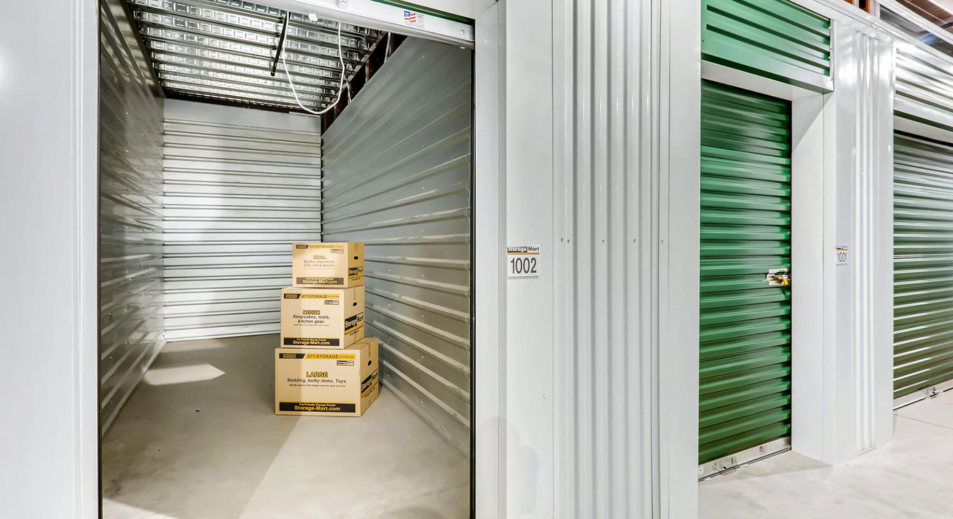 Storage store