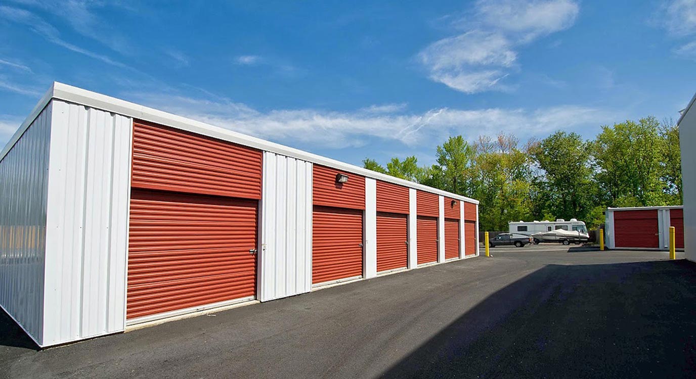 Storage in Waldorf, MD on Crain Highway StorageMart