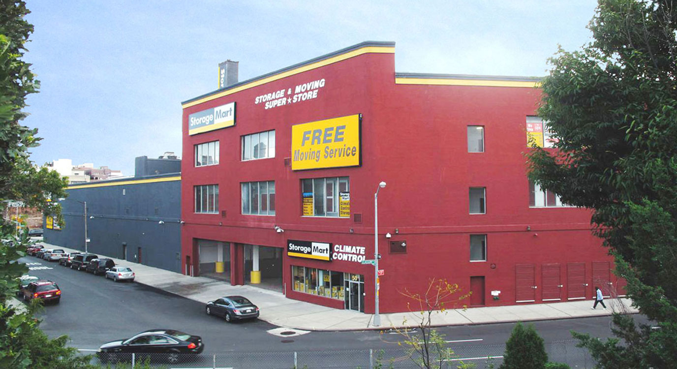 Storage Units in Brooklyn Near Williamsburg StorageMart