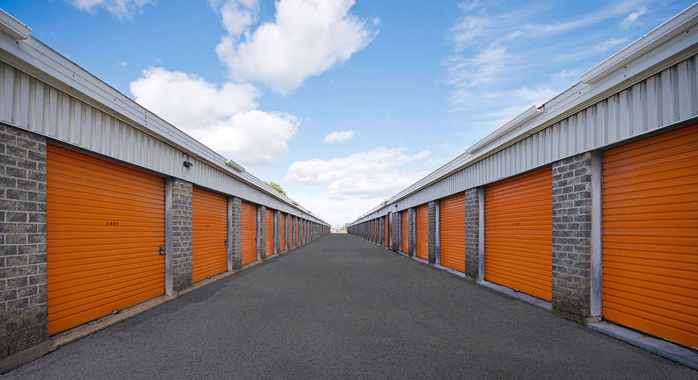 Minientrepôts à Québec sur la rue Galvani StorageMart