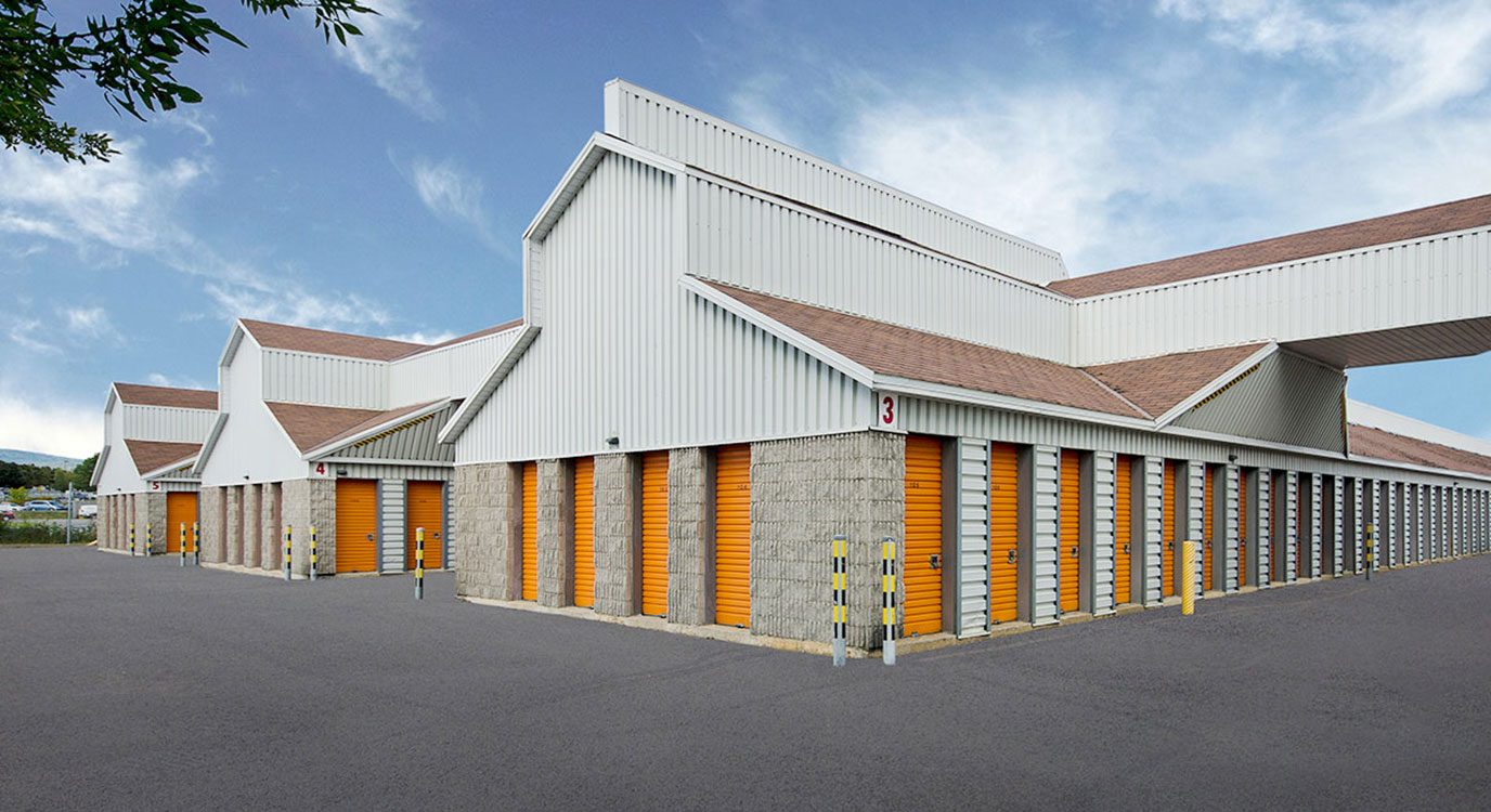 Minientrepôts à Québec sur la rue Clemenceau StorageMart