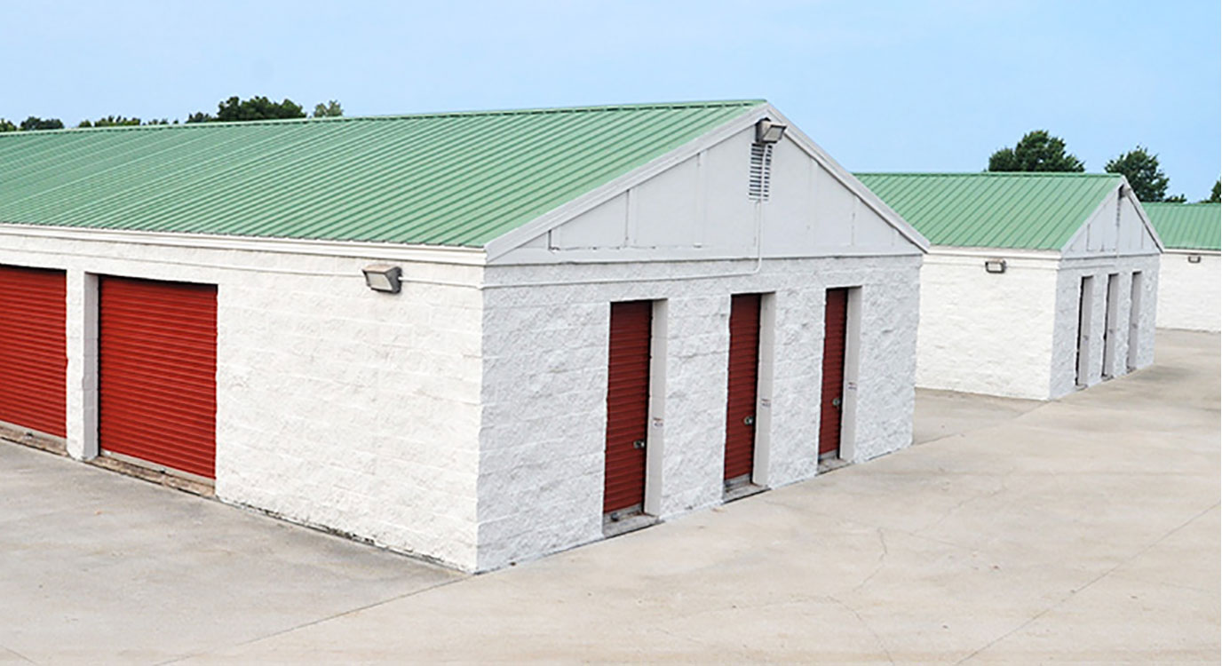 Blue Springs Self Storage Facility on Highway 40 StorageMart