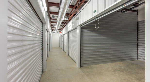 Interior storage units available in Oak Ridge, TN