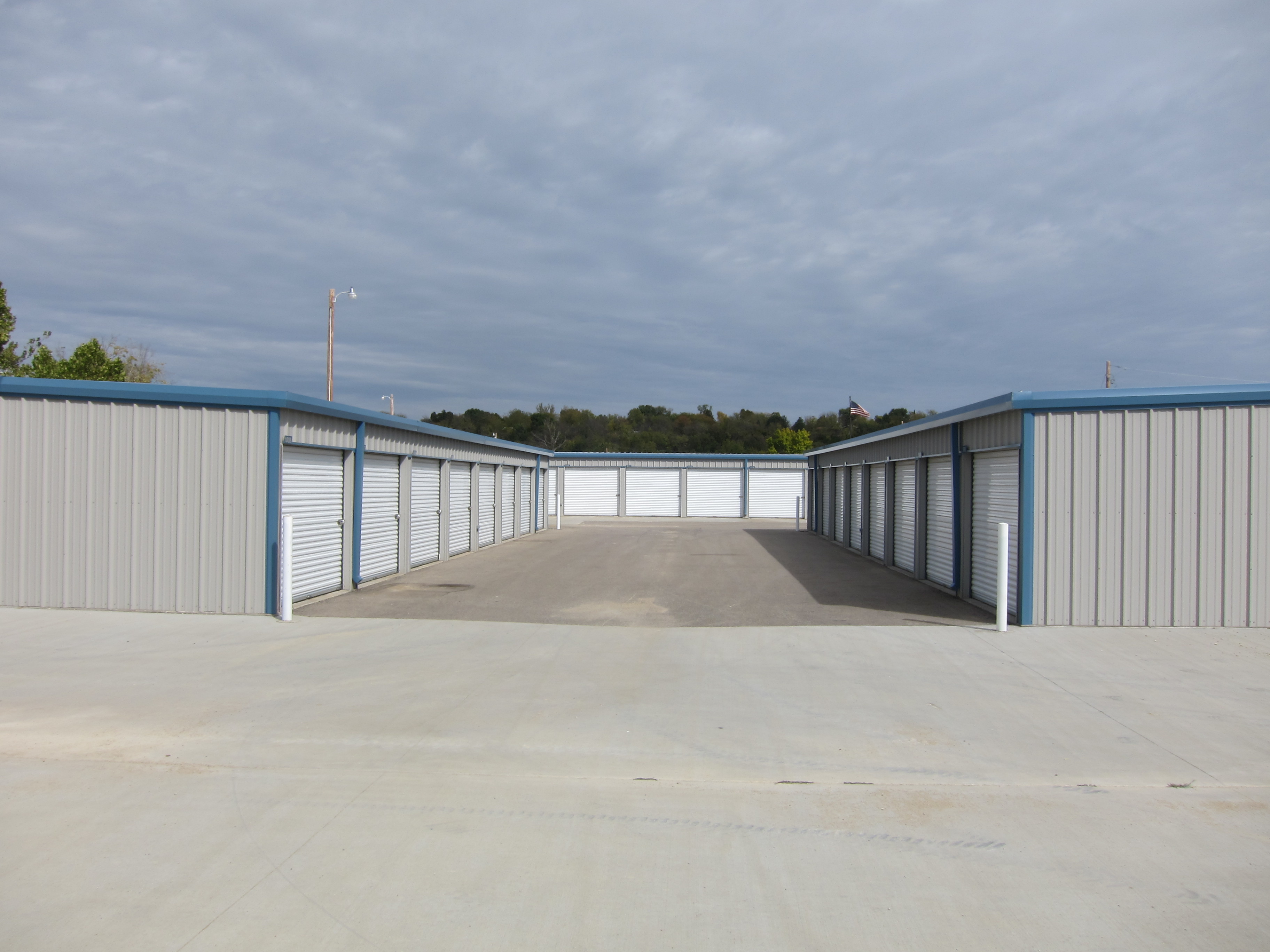 drive-up units for Amherst Self Storage in Manhattan, KS