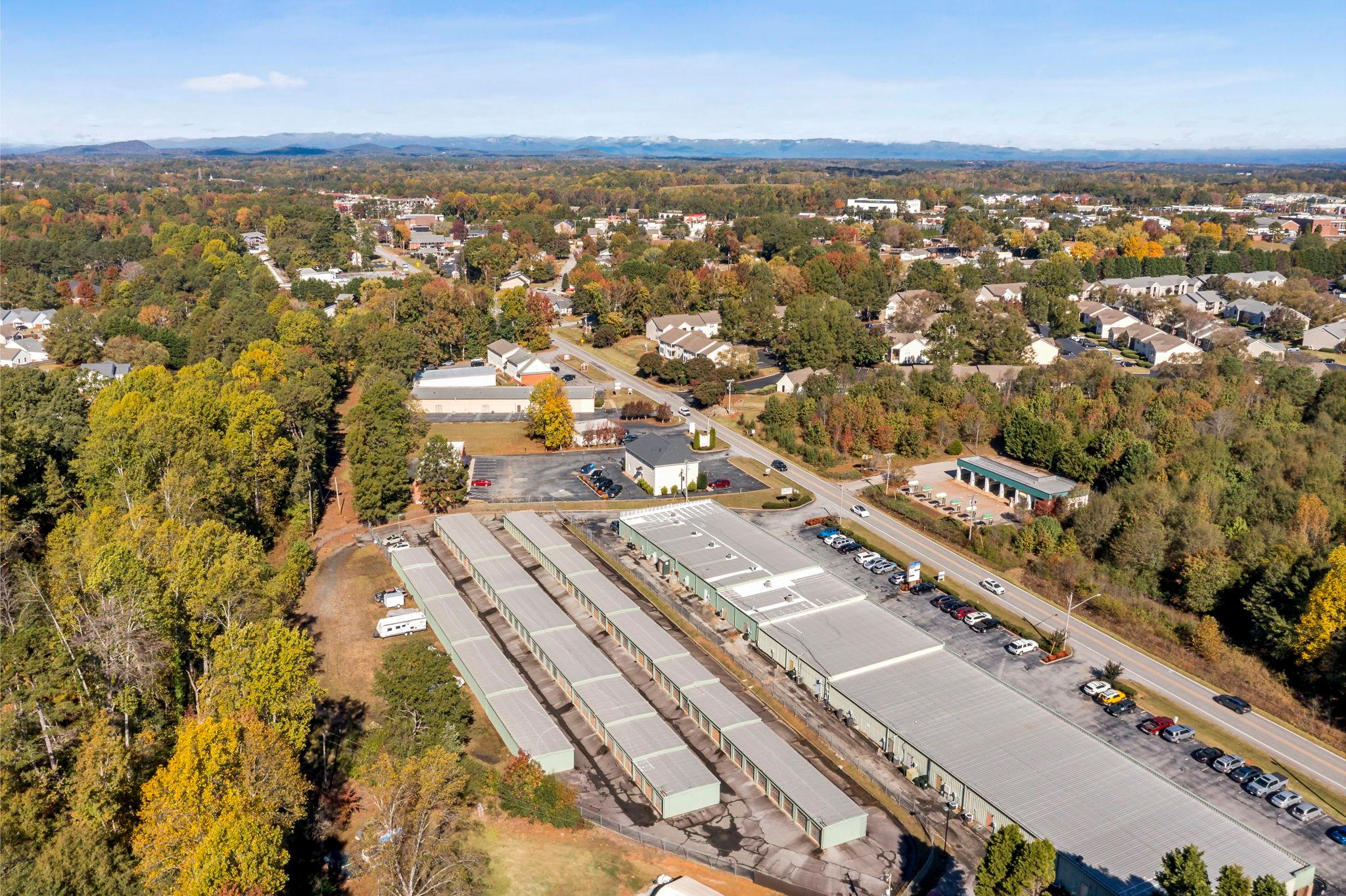 Carolina Center Self Storage 838 Powdersville Rd.   Easley SC 29642