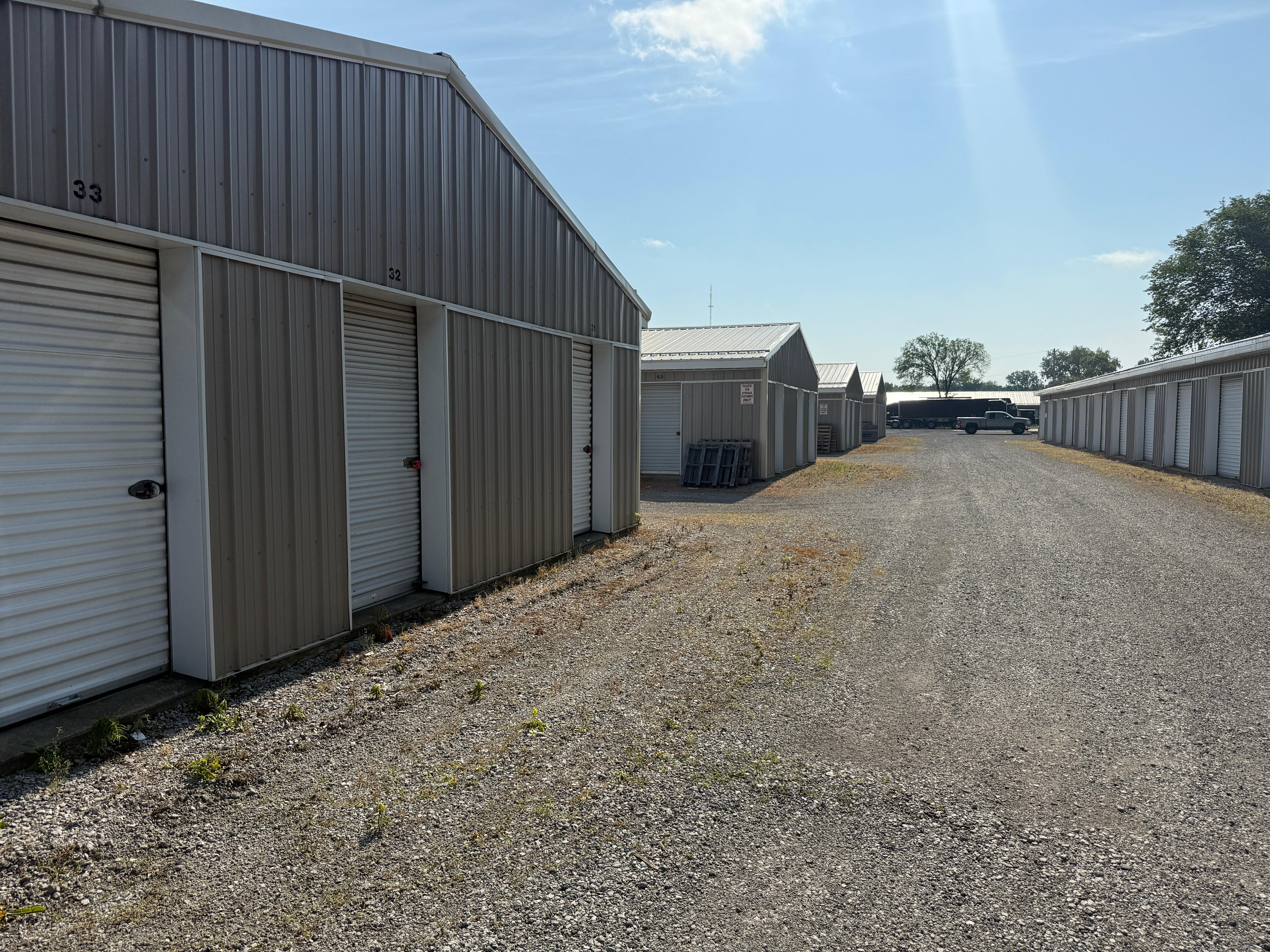 Bennett's Storage - Chesterton Hwy 20 175e US-20 Chesterton, IN 46304