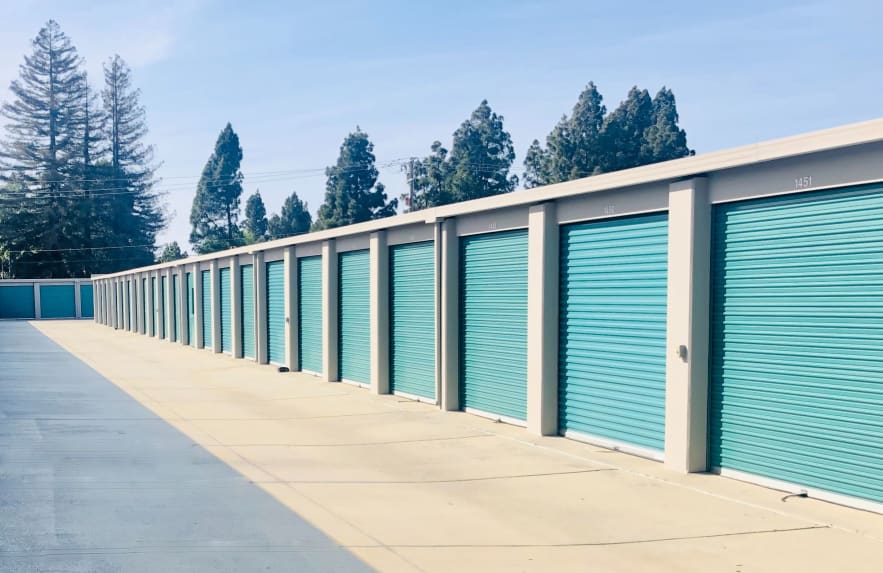 Bay Area Self Storage provides the tools for you to find, compare, and rent the best self storage in your area. Bay Area Self Storage in Belmont, Bernal, Bird, Cupertino, Curtner, Redwood City and San Mateo.