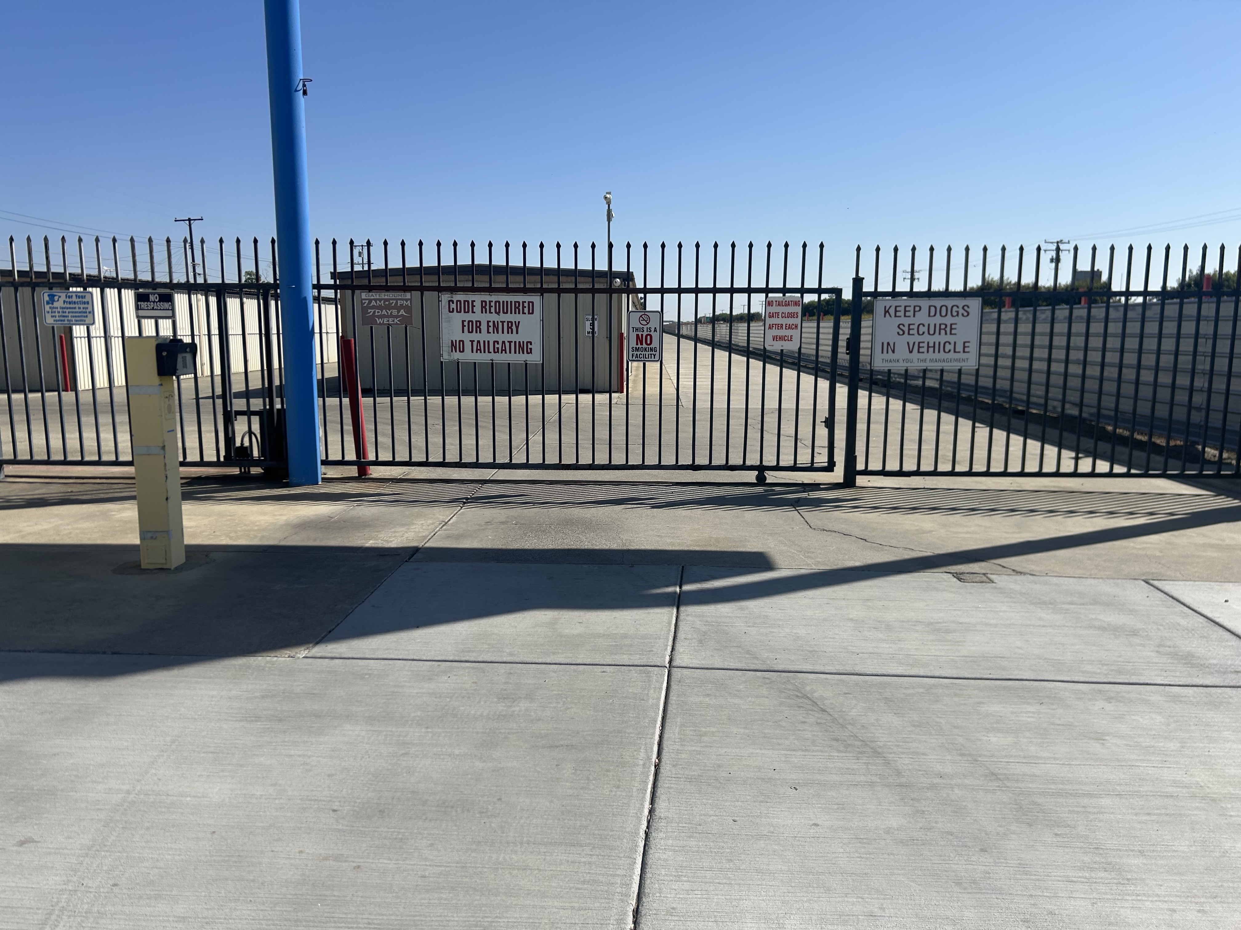 Stor-All Mini Storage 101 8 3/4 Ave Hanford, CA 93230
