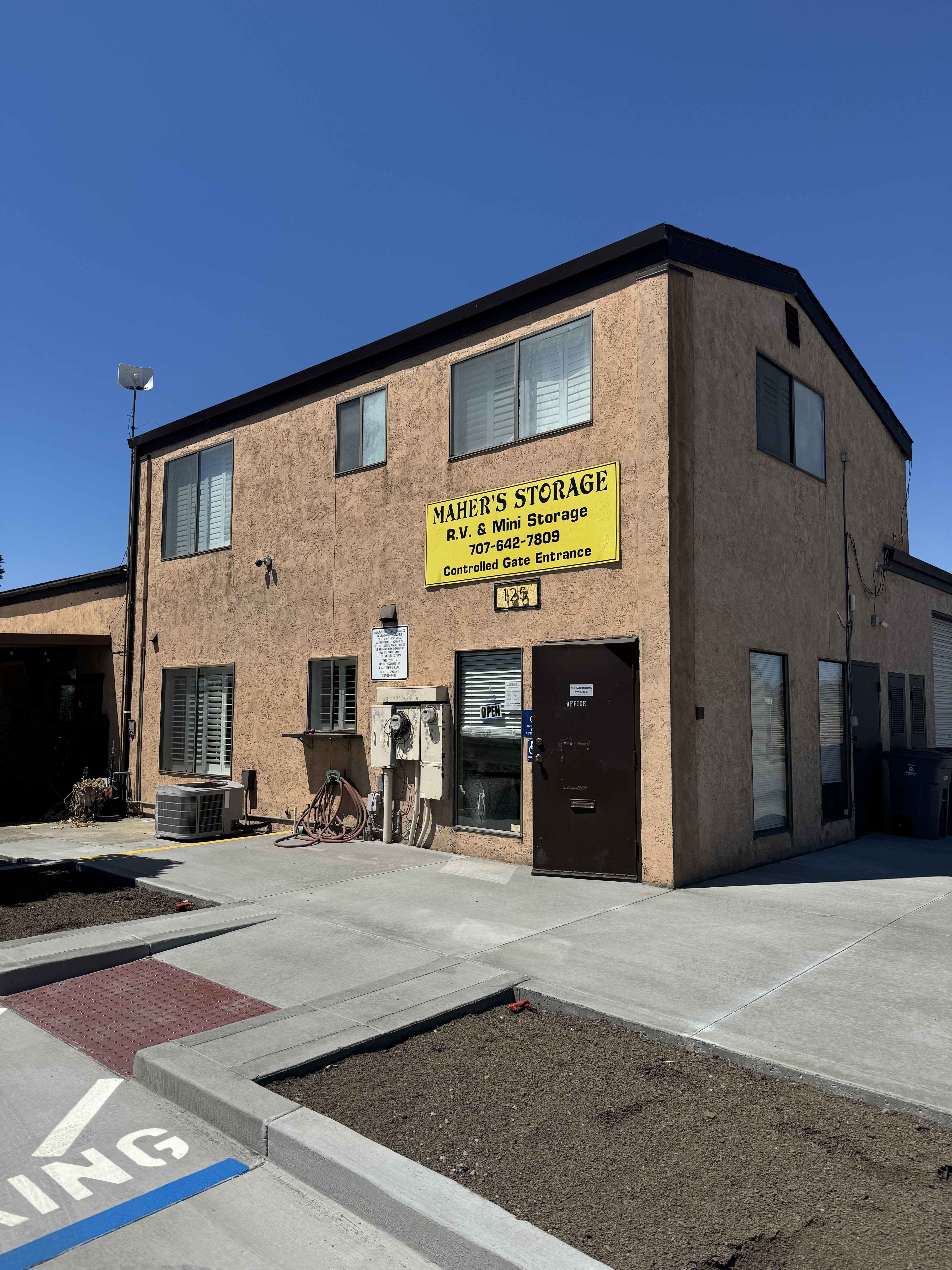 Gateway Storage in 125 Lombard Rd, American Canyon, CA 94503