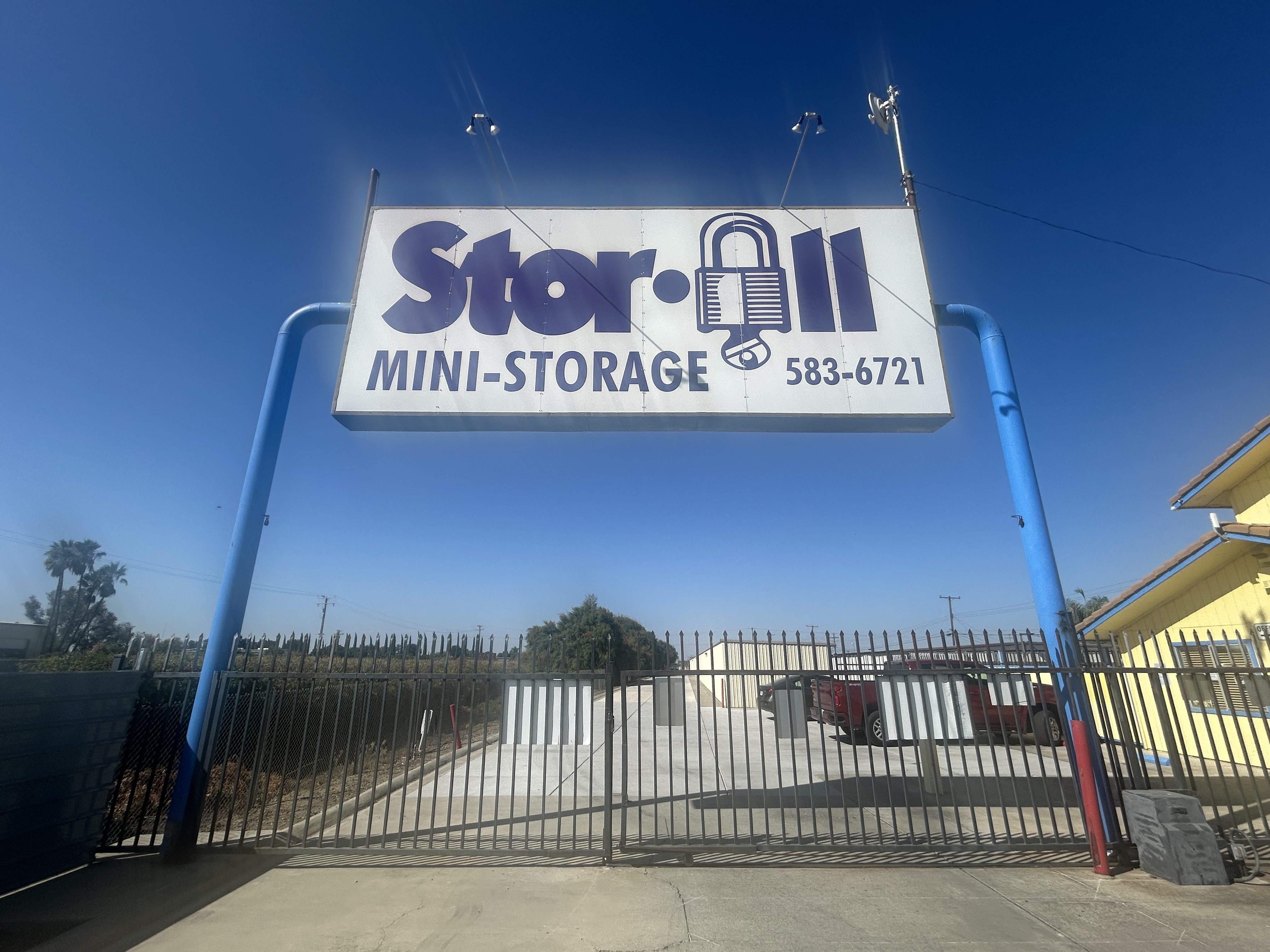 Stor-All Mini Storage 101 8 3/4 Ave Hanford, CA 93230