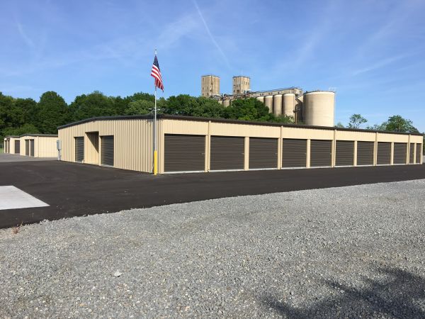 Storage units in Stuttgart, AR