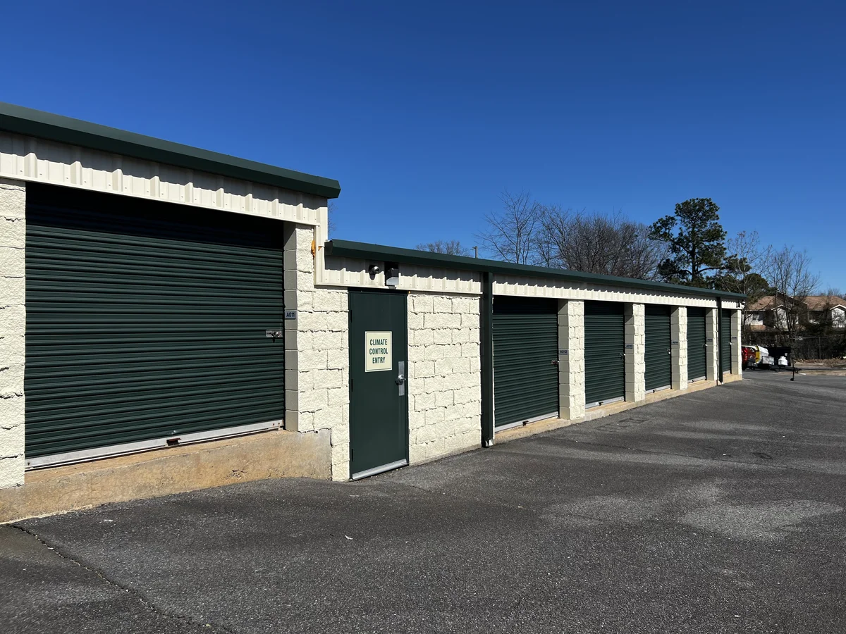 Pleasant Valley Mini Storage 1815 Green Mountain Dr. Little Rock, AR 72212