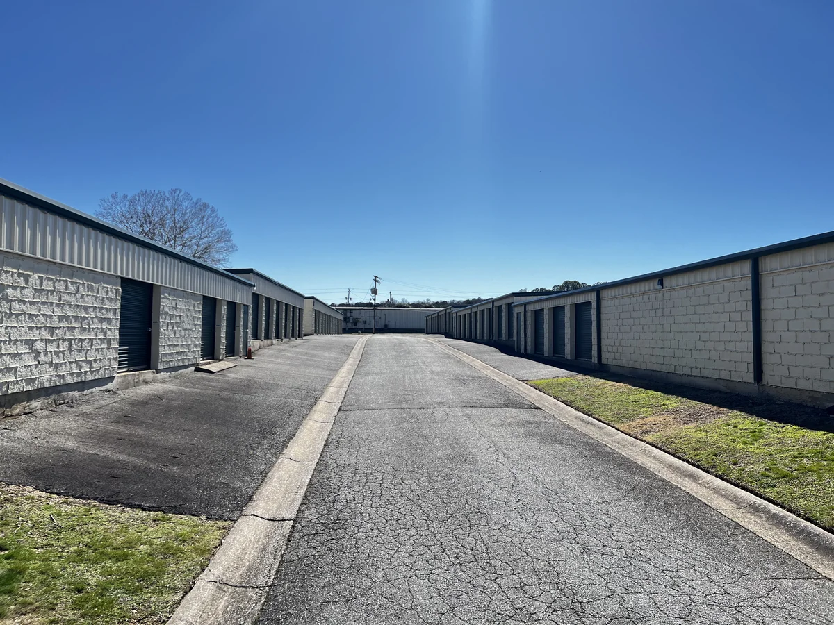 Pleasant Valley Mini Storage 1815 Green Mountain Dr. Little Rock, AR 72212