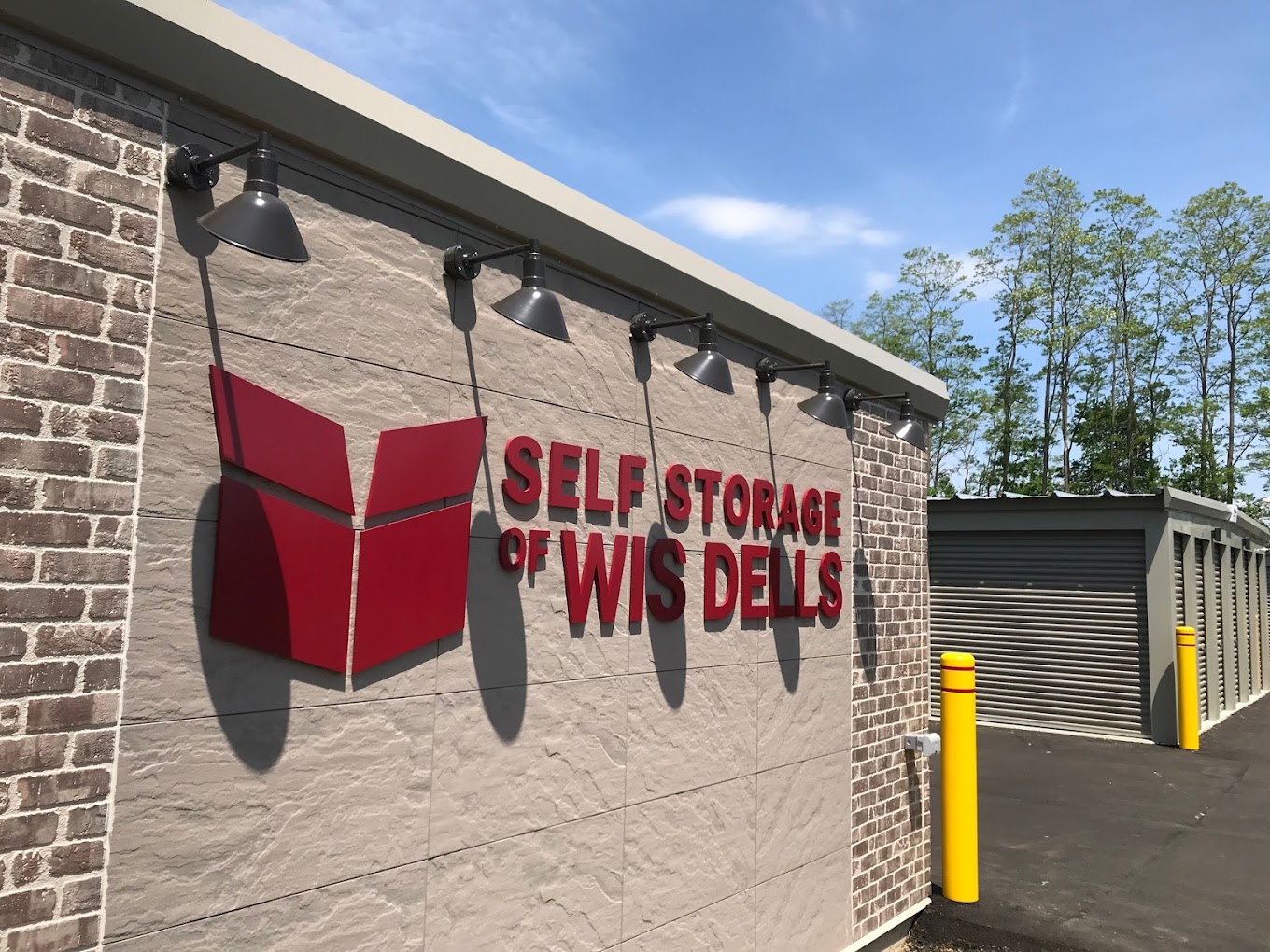 Self Storage of Wisconsin Dells - Hillman Rd E11234 Hillman Rd.  Baraboo WI 53913