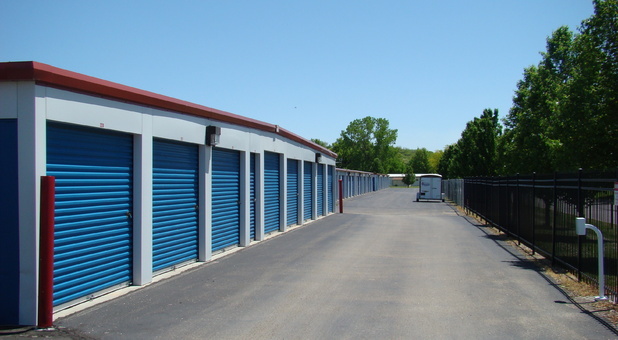Drive-Up Access at American Air Controlled Storage
