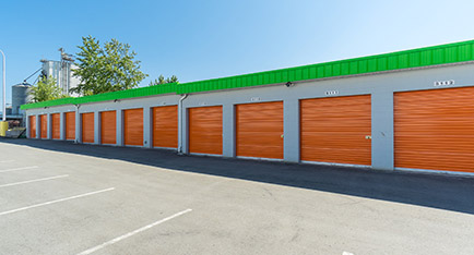 drive-up access self storage units abbotsford bc