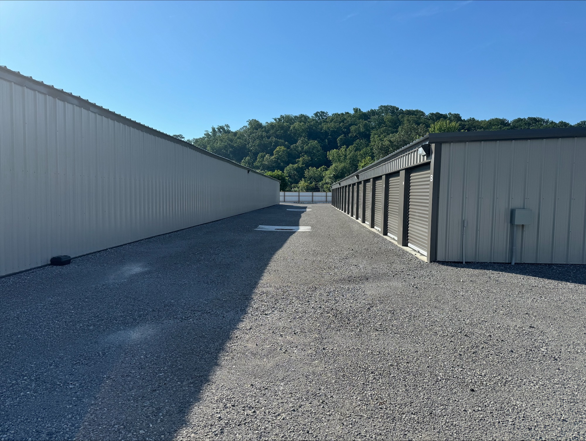 secures units in Chattanooga, TN 