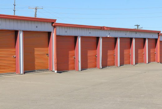 National Storage Lakewood East - Berea 11600 Berea Road Cleveland, OH 44102