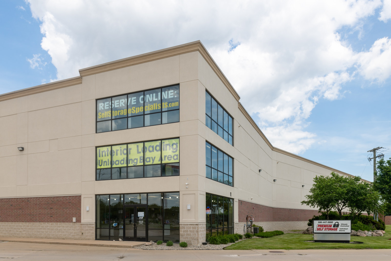 Premium Self Storage 22901 West Industrial Drive, Saint Clair Shores, MI 48080