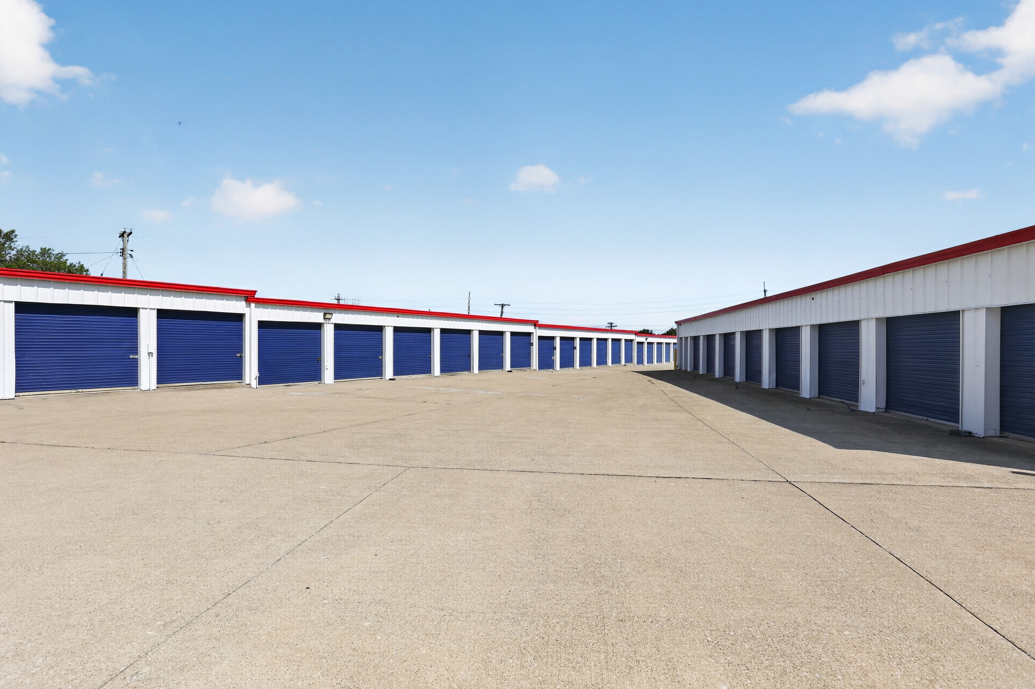 National Storage Lakewood East - Berea 11600 Berea Road Cleveland, OH 44102