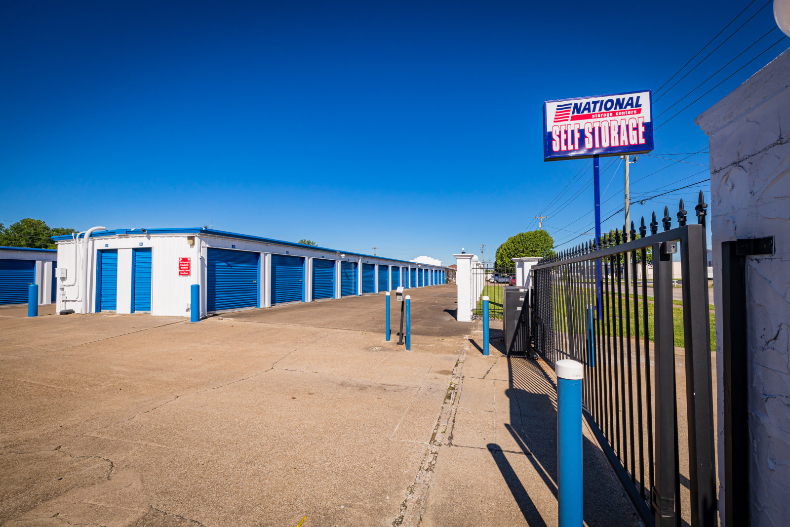 National Storage Owensboro – Salem Drive 400 Salem Drive, Owensboro, KY 42303