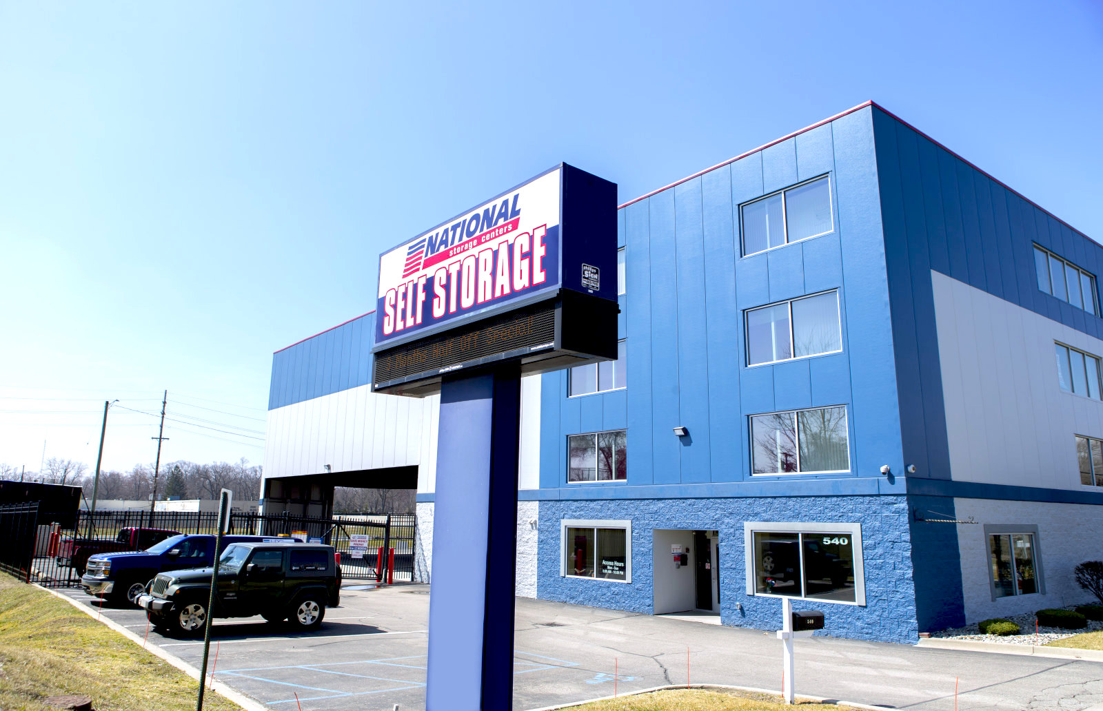 National Storage Bloomfield – Telegraph Road 540 S. Old Telegraph Road, Pontiac, MI 48341