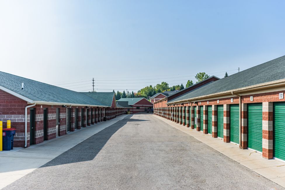 National Storage Comstock Park – Alpine 4000 Alpine Ave. NW, Comstock Park, MI 49321