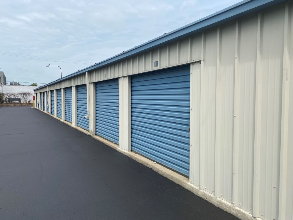National Storage Brighton - Grand River 7286 W. Grand River  Brighton, MI 48114