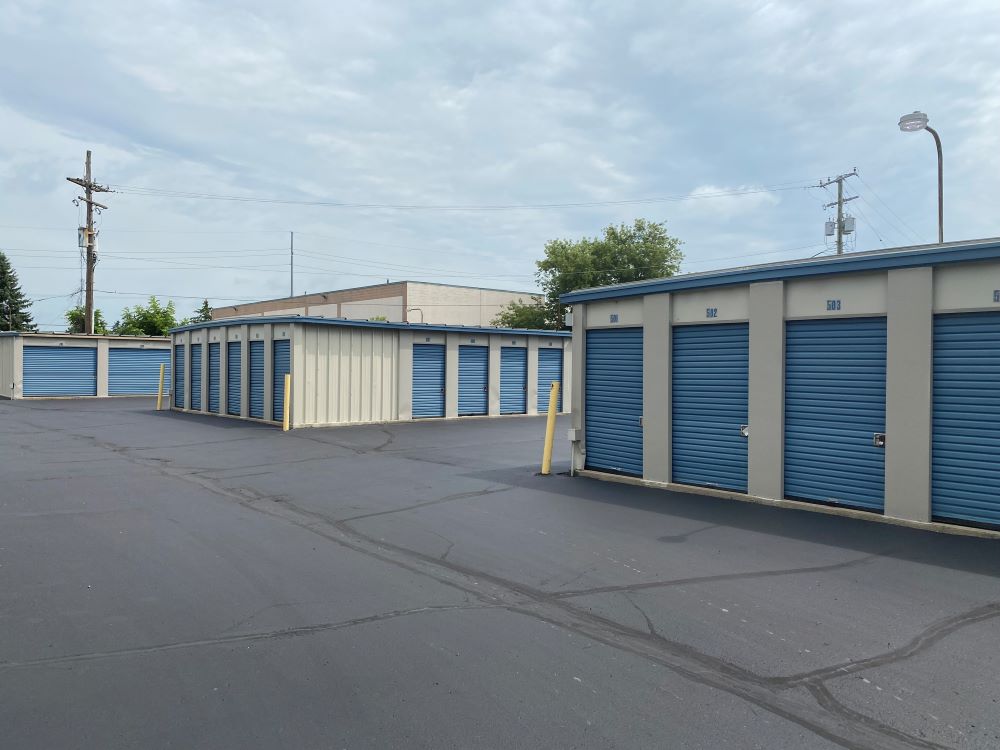 National Storage Brighton - Grand River 7286 W. Grand River  Brighton, MI 48114
