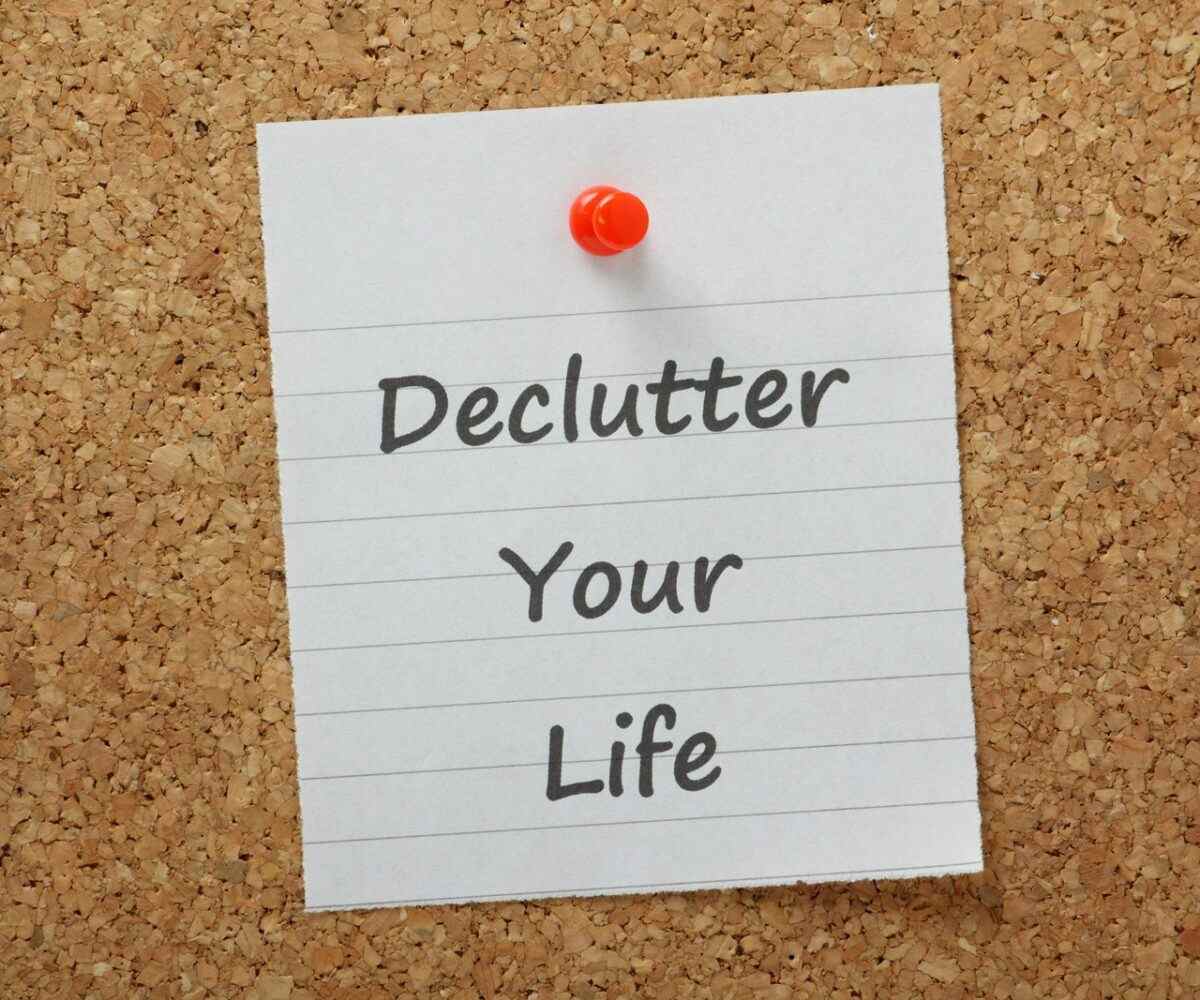 Tips to Help De-Clutter Your Home