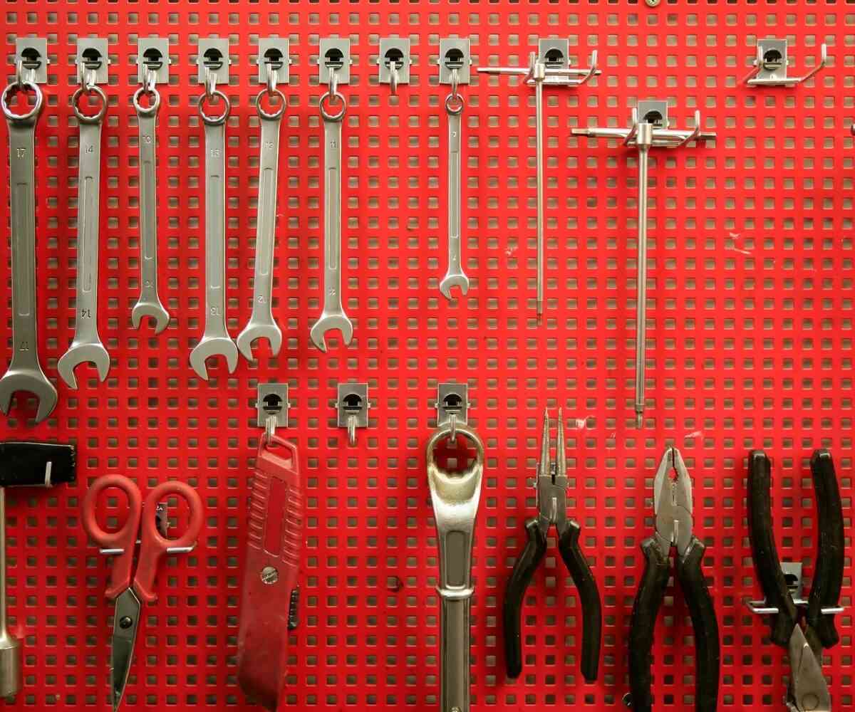 How to Store Tools Properly