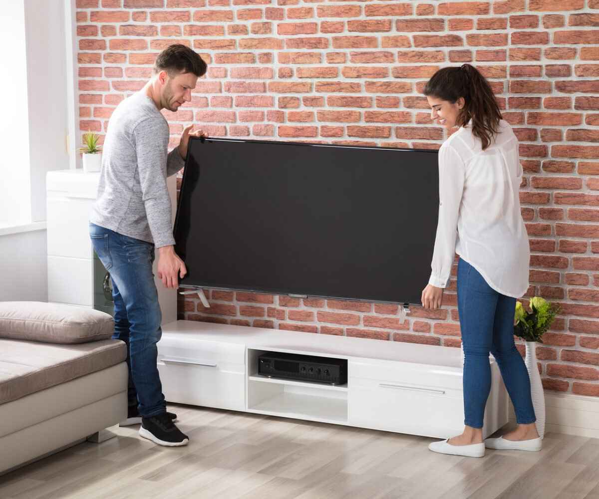How to Move and Store a TV