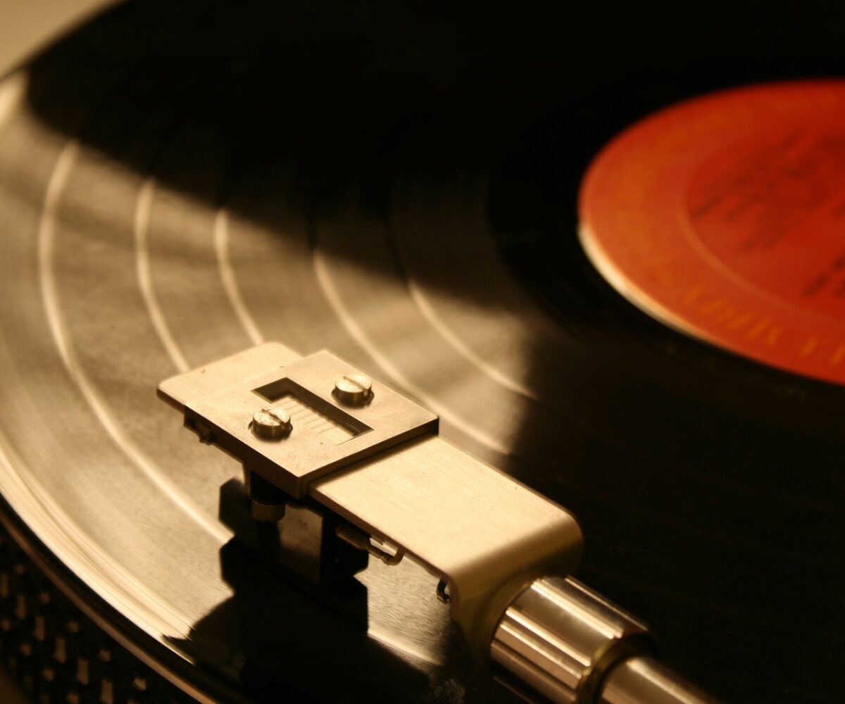 How to Store Vinyl Record Collections